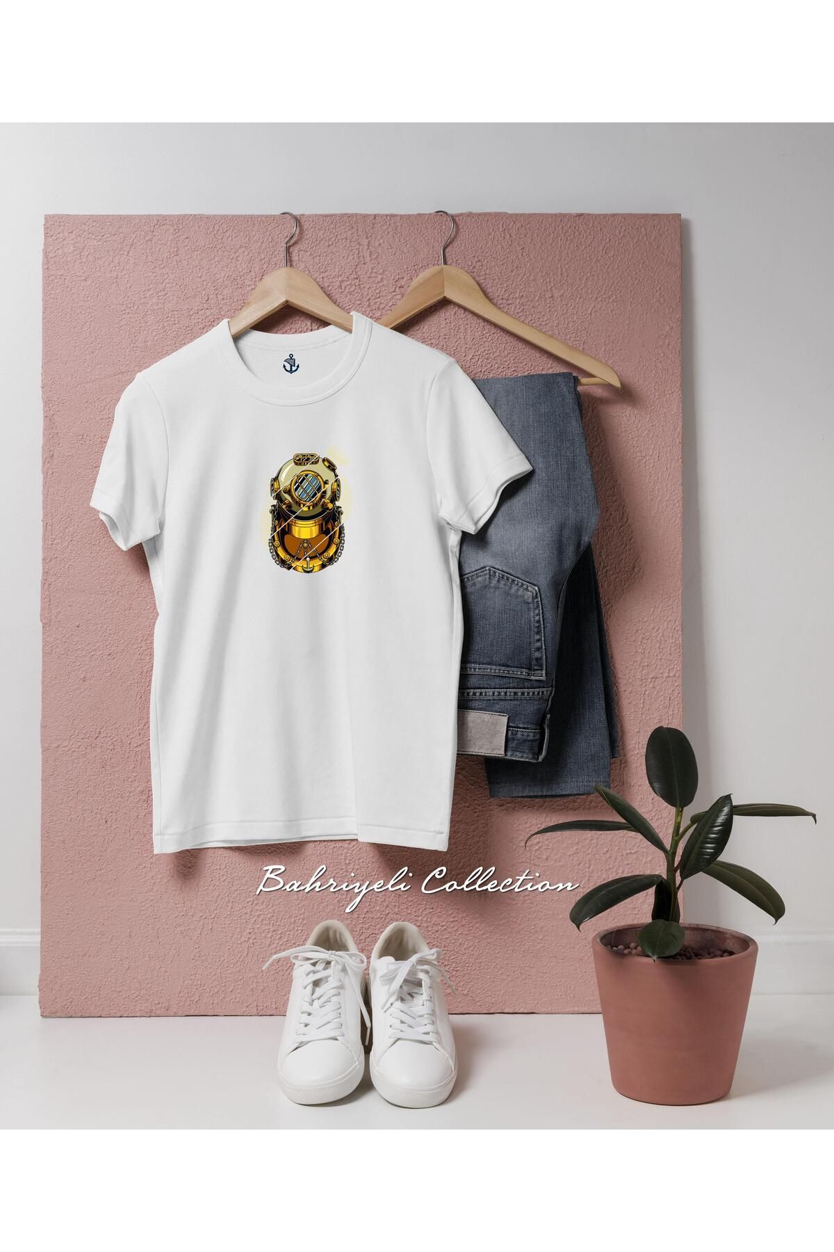 bahriyeli.jpeg Oversize Gold Dalgıç Dalış Başlığı Tasarımlı Unisex T-Shirt