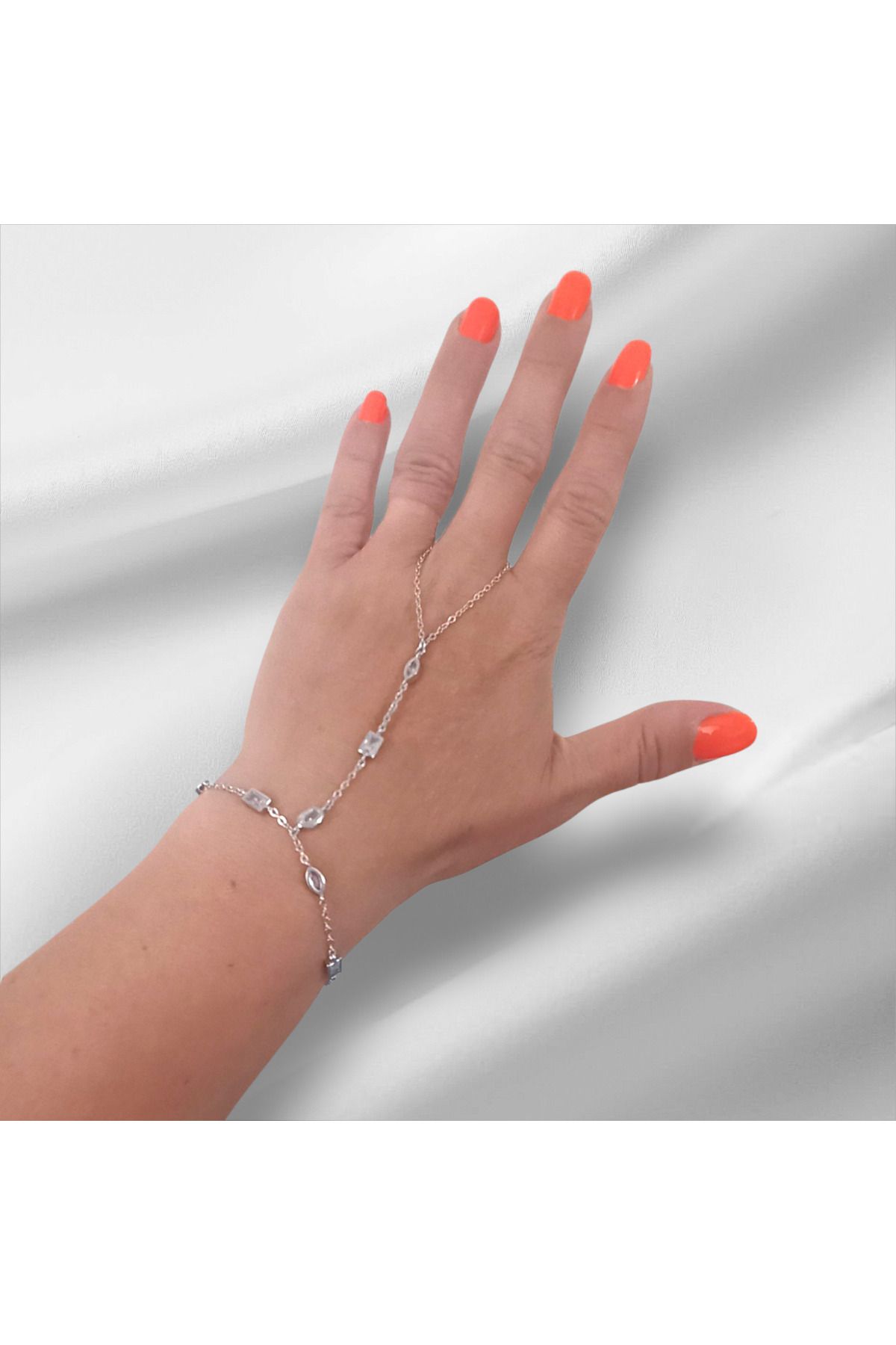 staınless steel Silver Taşlı Şahmeran