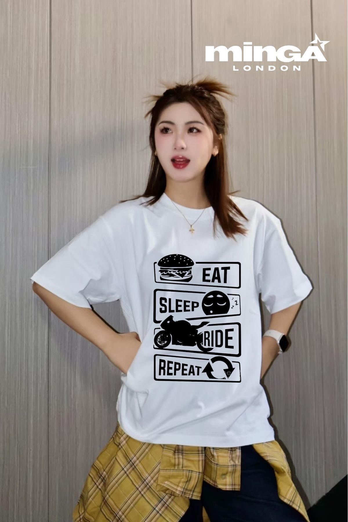 Minga London Siyah Plate Baskılı Beyaz Oversize Tshirt- Minga London