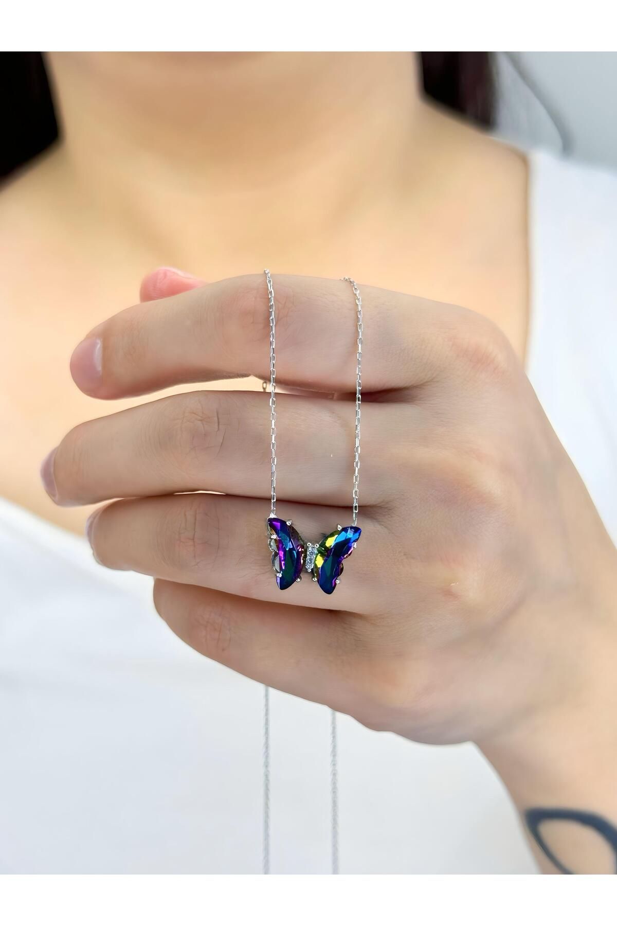 Azra Silver&Aksesuar 924 Ayar Mistik Topaz Kelebek Model Gümüş Kolye