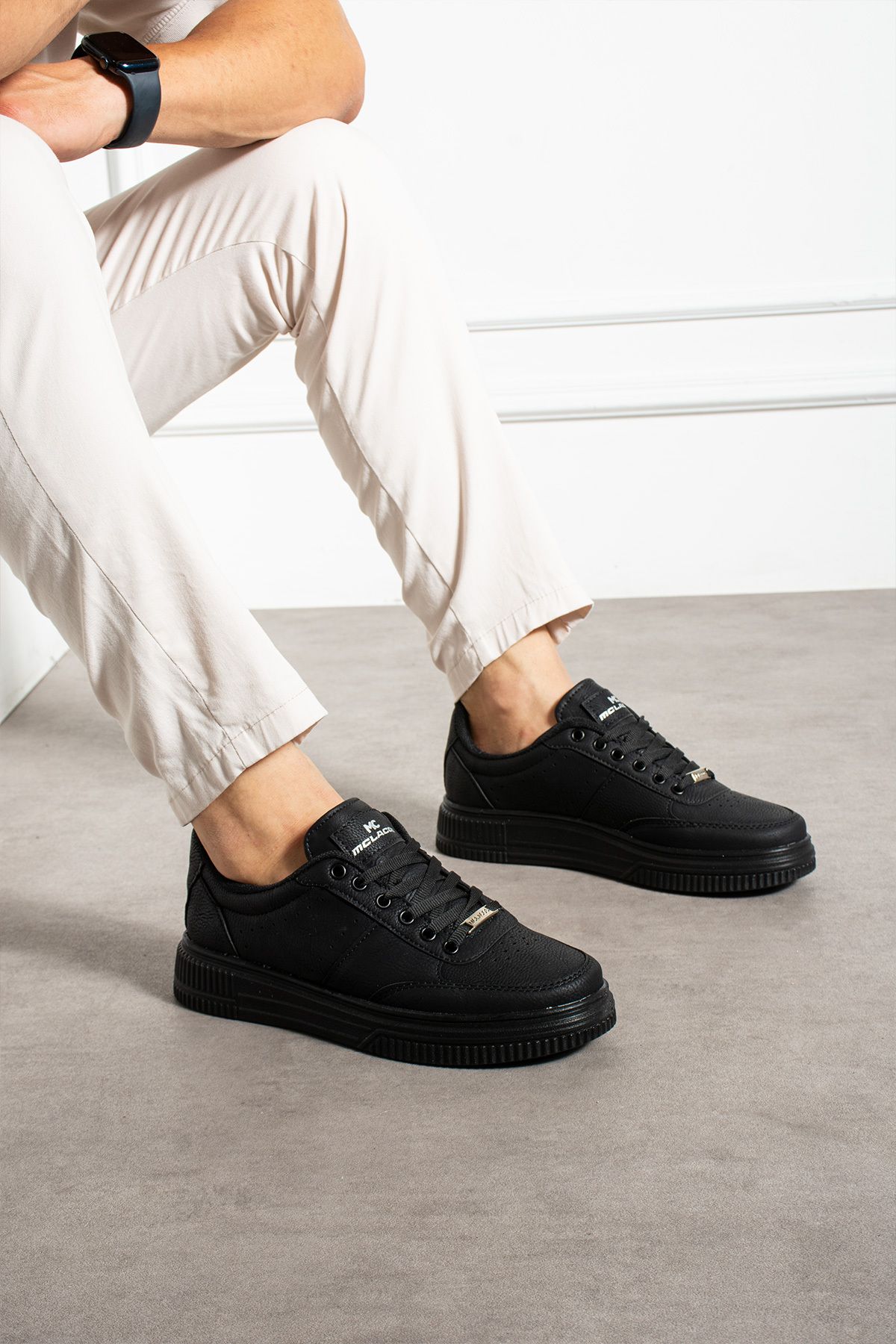 MCLACOS Erkek Sneaker Günlük Spor Ayakkabı Yüksek Taban Siyah- Rahat Tasarım X3