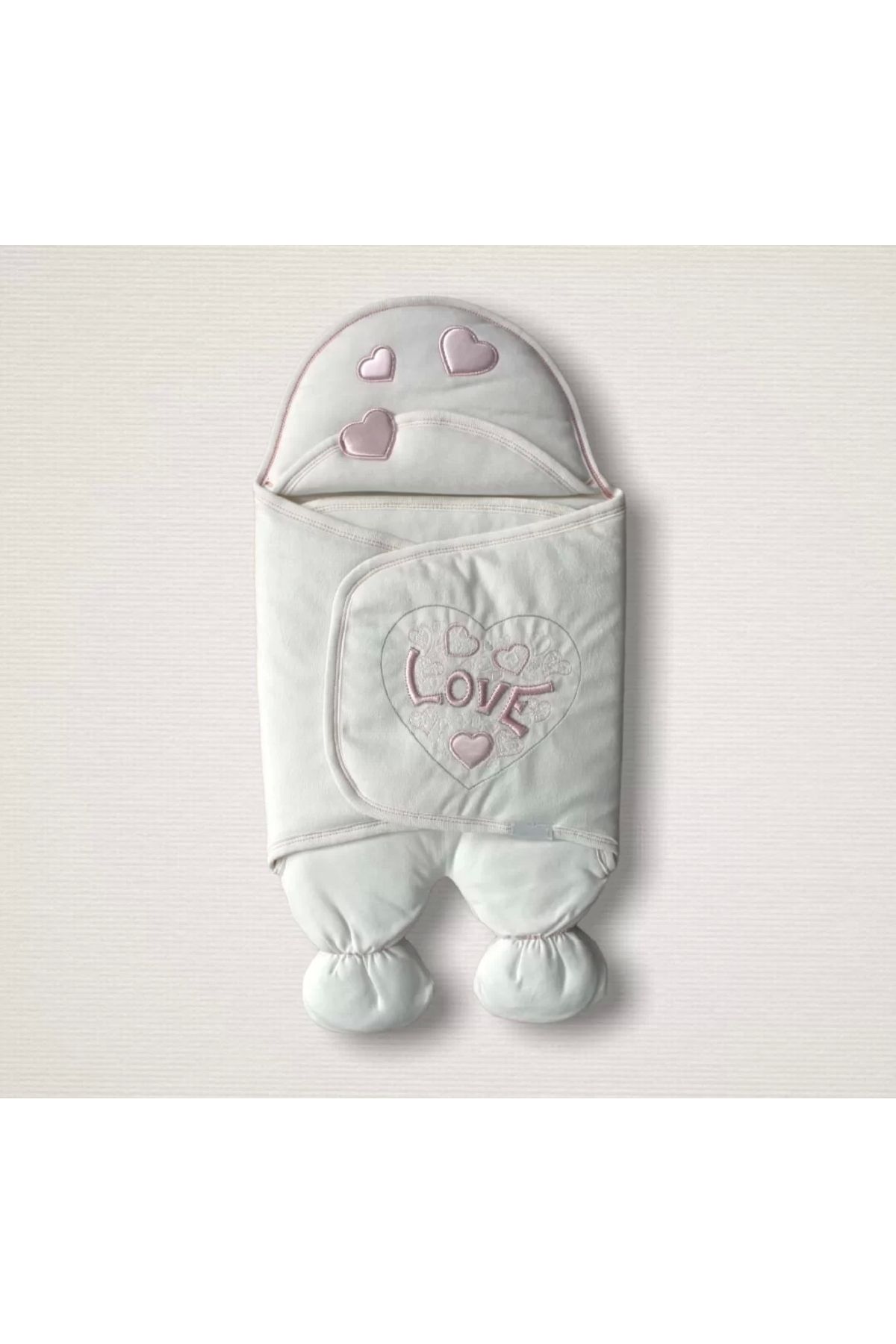 Haye Collection Yenidoğan Lüks Üç Kalp Love Nakışlı Kız Bebek Ayaklı Kundak Bebek Battaniyesi Ekru