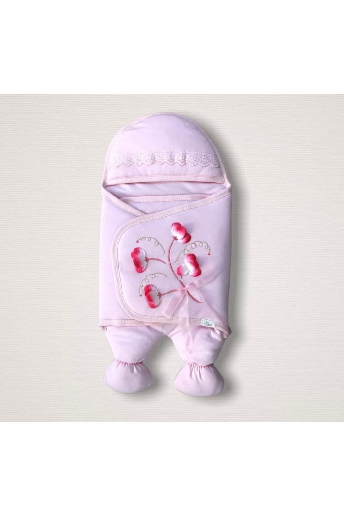 Haye Collection Yenidoğan Yapay Çiçek İşlemeli Şapkalı Lüks Kız Bebek Ayaklı Kundak Bebek Battaniyesi Pembe