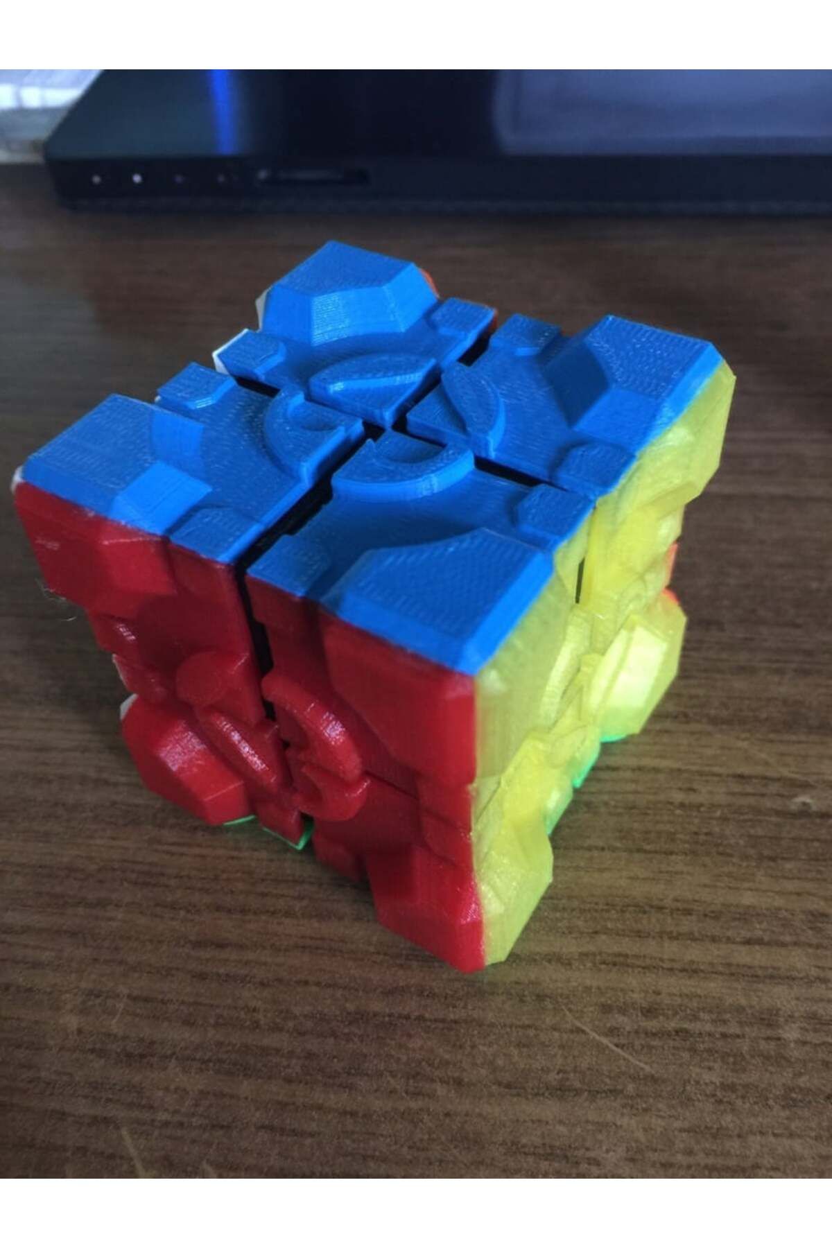 Lucest Rubik'in Yardımcı Küpü "Çıkartmalar" 2x2 (Plastik Aparattır!!!)