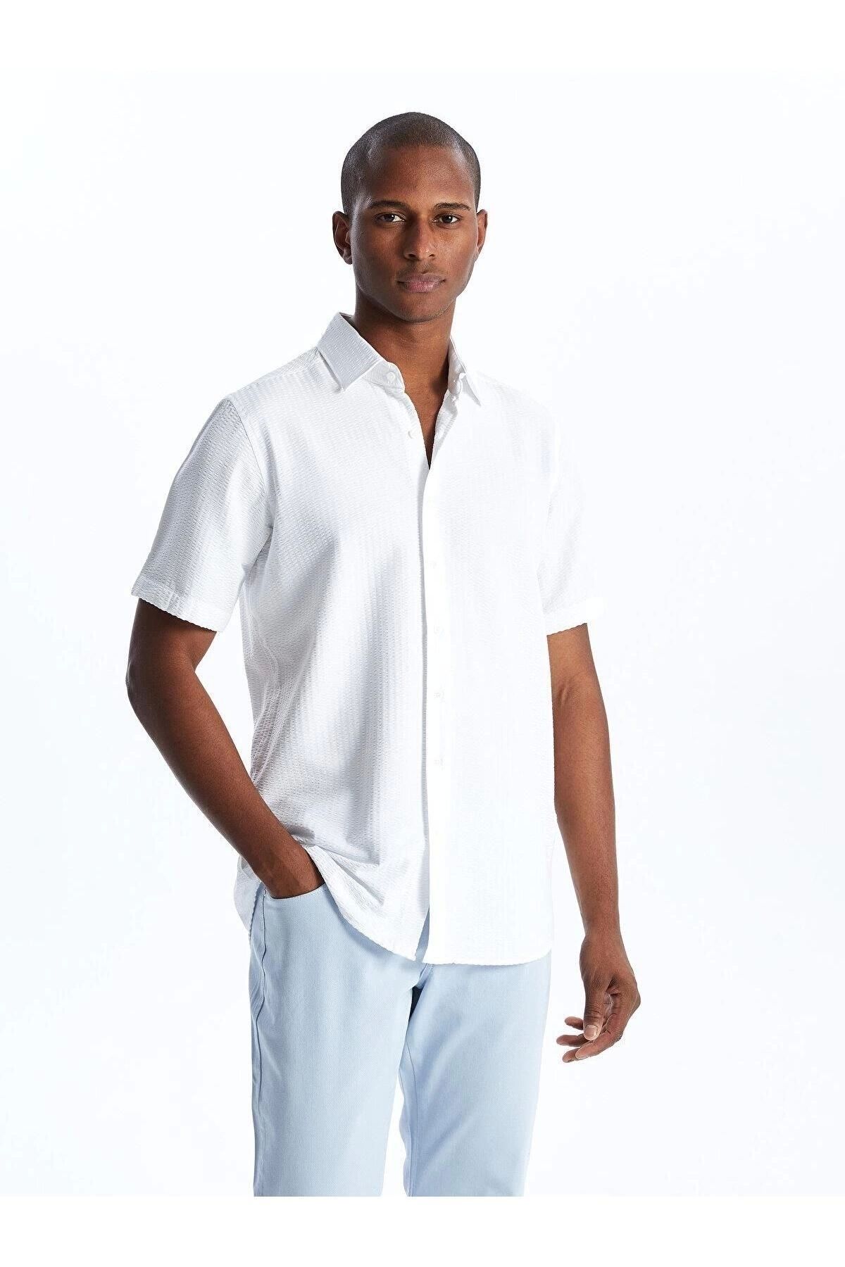 LC Waikiki LCW Classic Regular Fit Kısa Kollu Erkek Gömlek