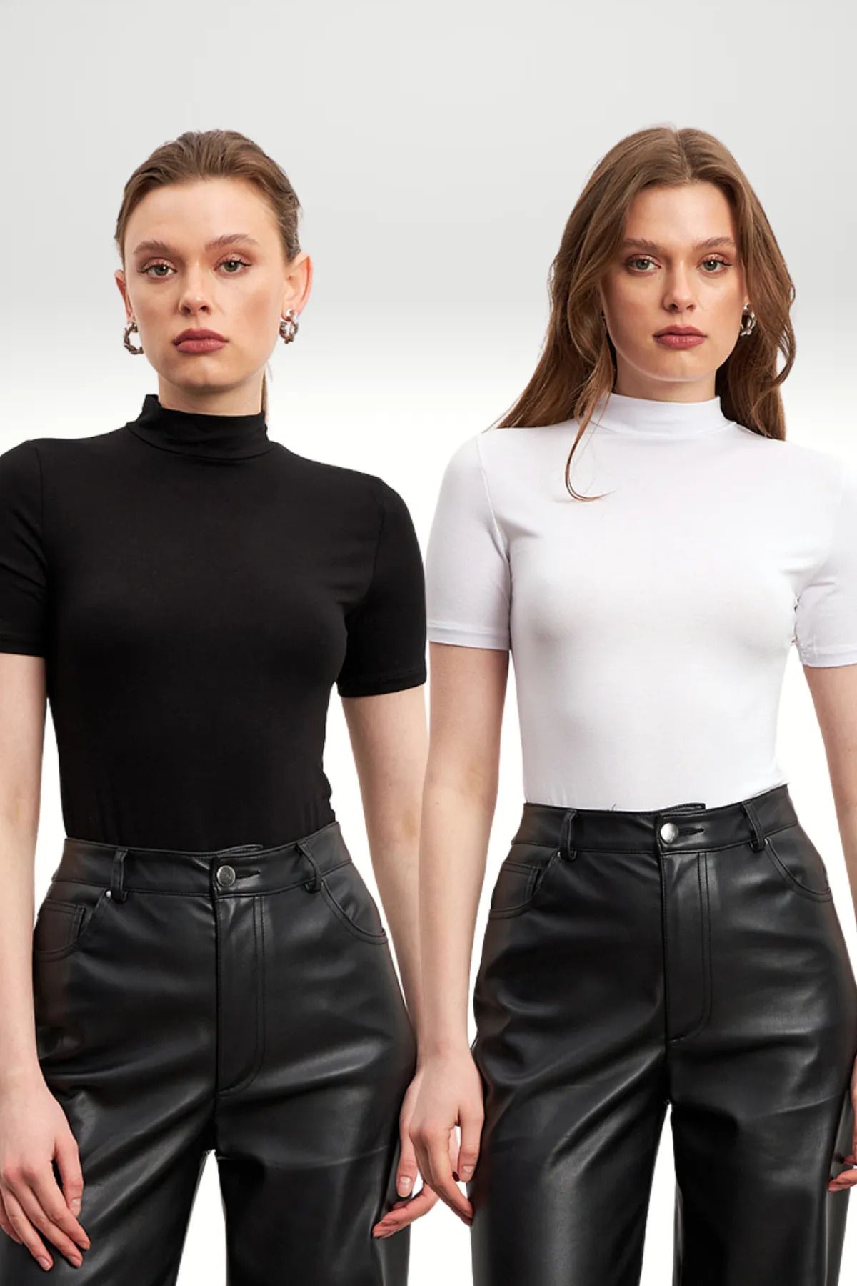 Yefrastore Kadın 2'li Ekonomik Siyah Beyaz Basic Kısa Kol Bluz