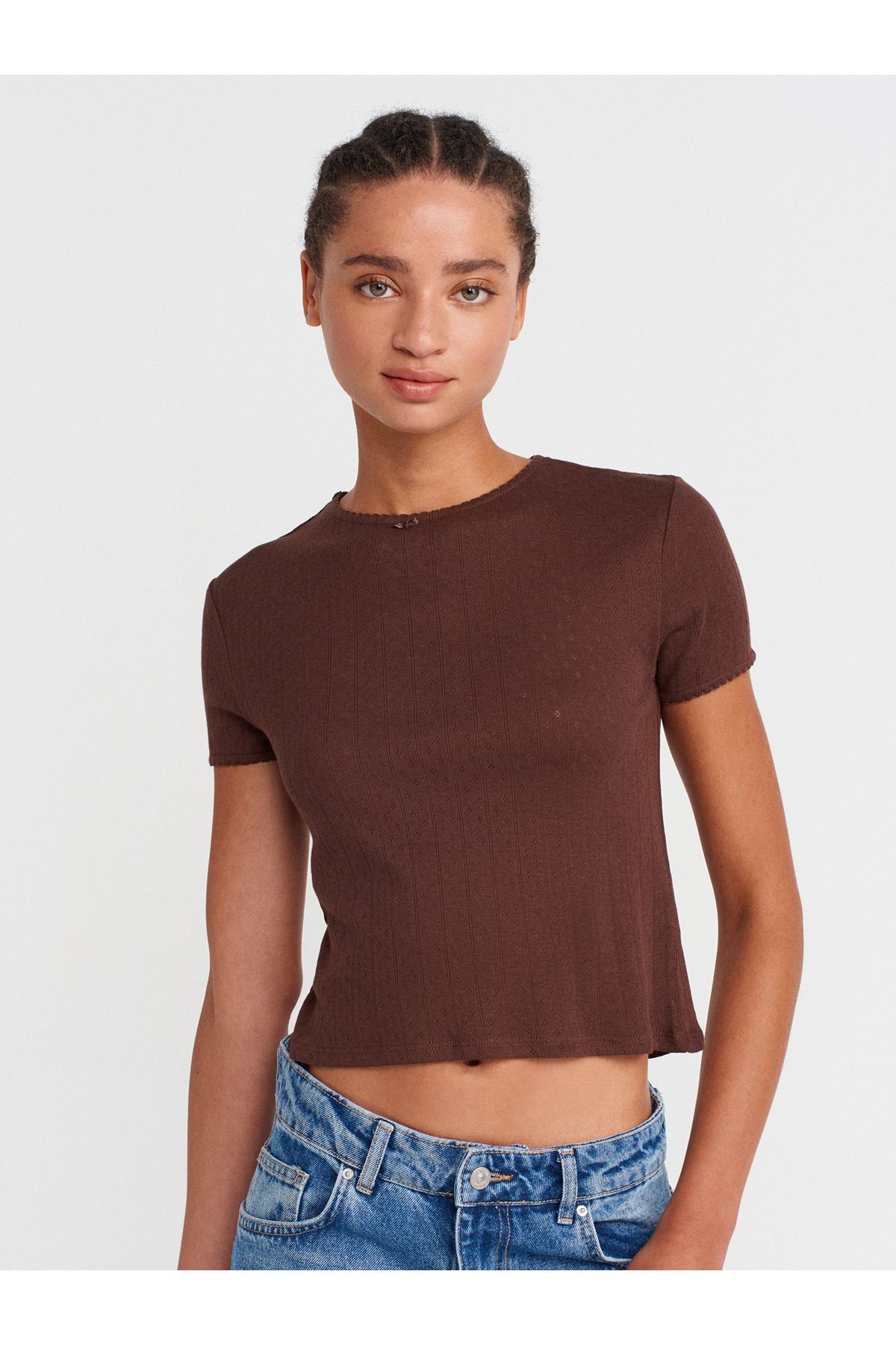Dilvin 31795 Fiyonk Detaylı Kısa Kollu Kontrast T-shirt-Açık Kahve