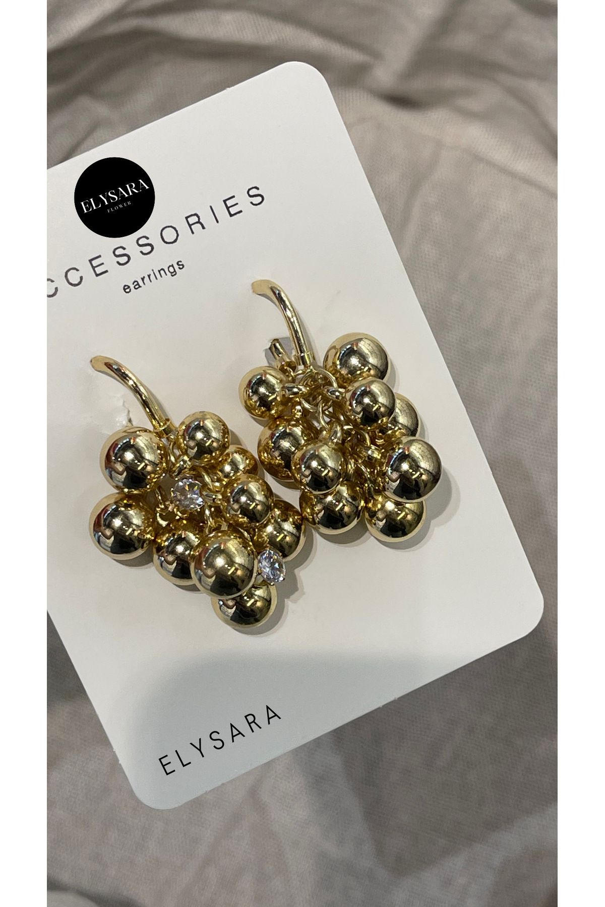 Elysara Gold detaylı Sallantılı Küpe