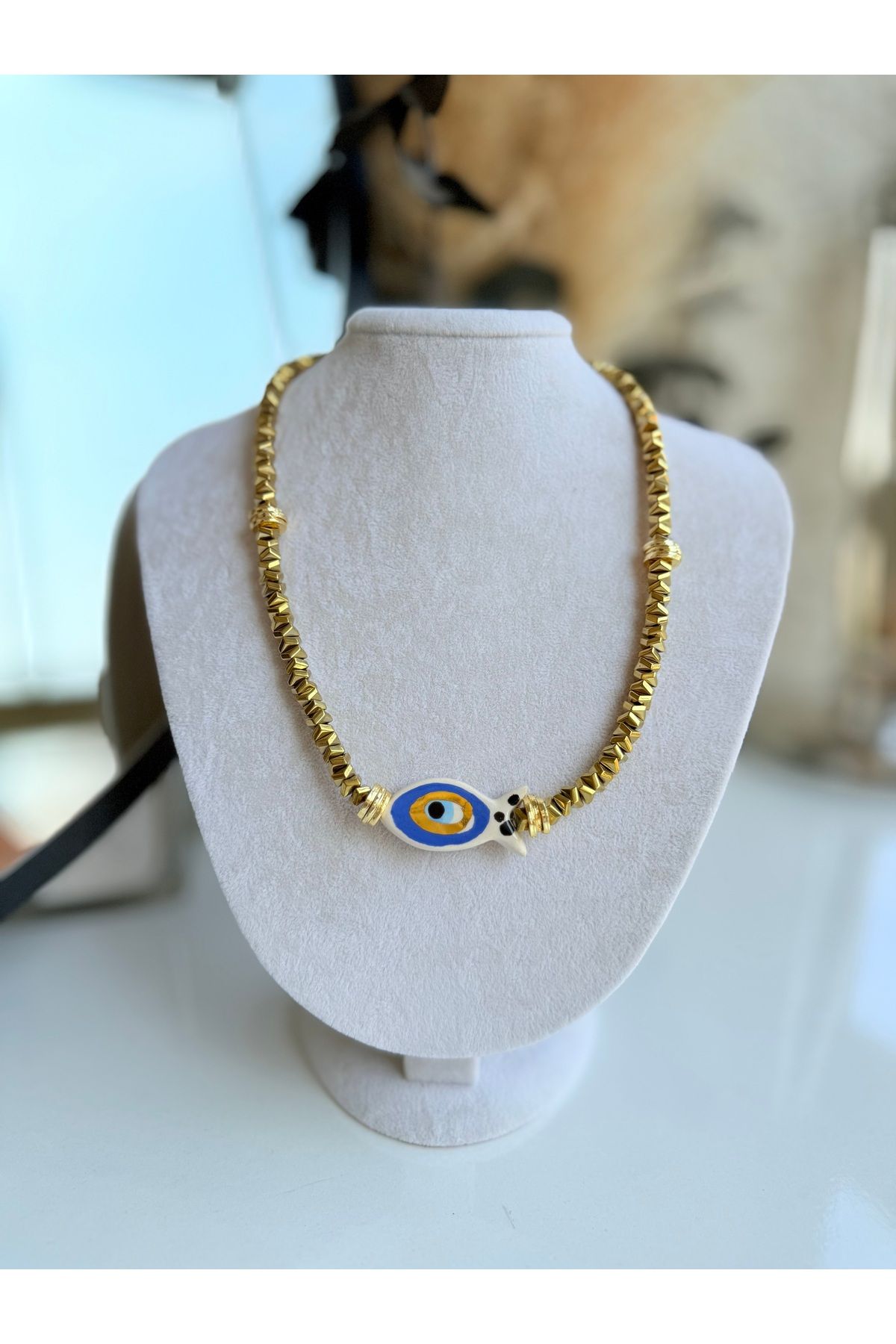 LUXURY JEWELRY Doğal Hematit Taşı Çift Taraflı Seramik Balık Kolye