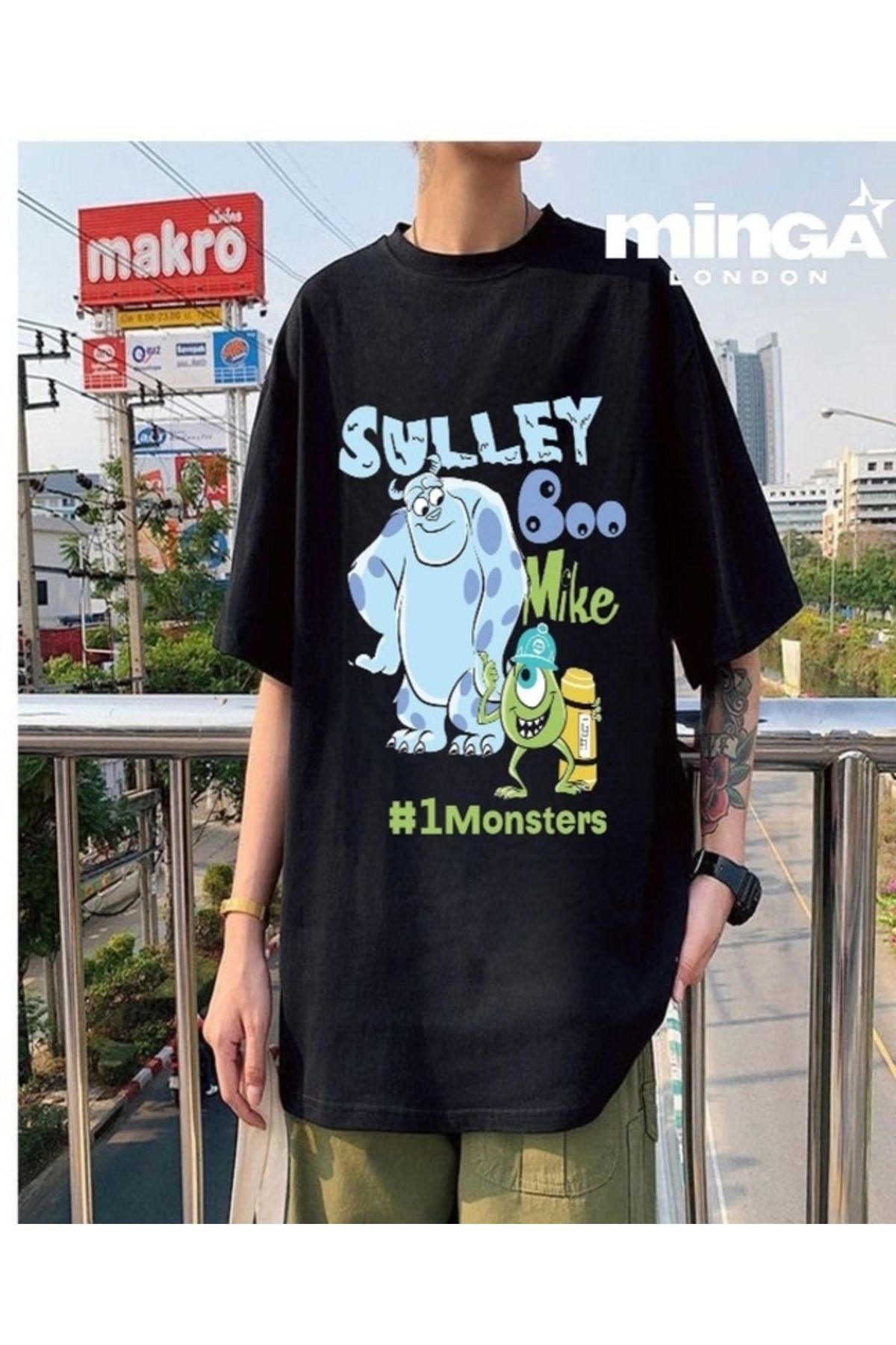 Minga London Sweety Monster Cartoon Baskılı Siyah Oversize Tshirt- Minga London