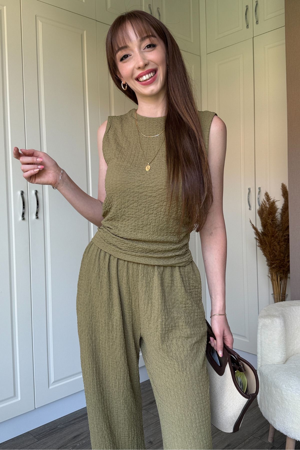 Dilay Gökoğlu Butik Gofre Bisiklet Yaka Takım