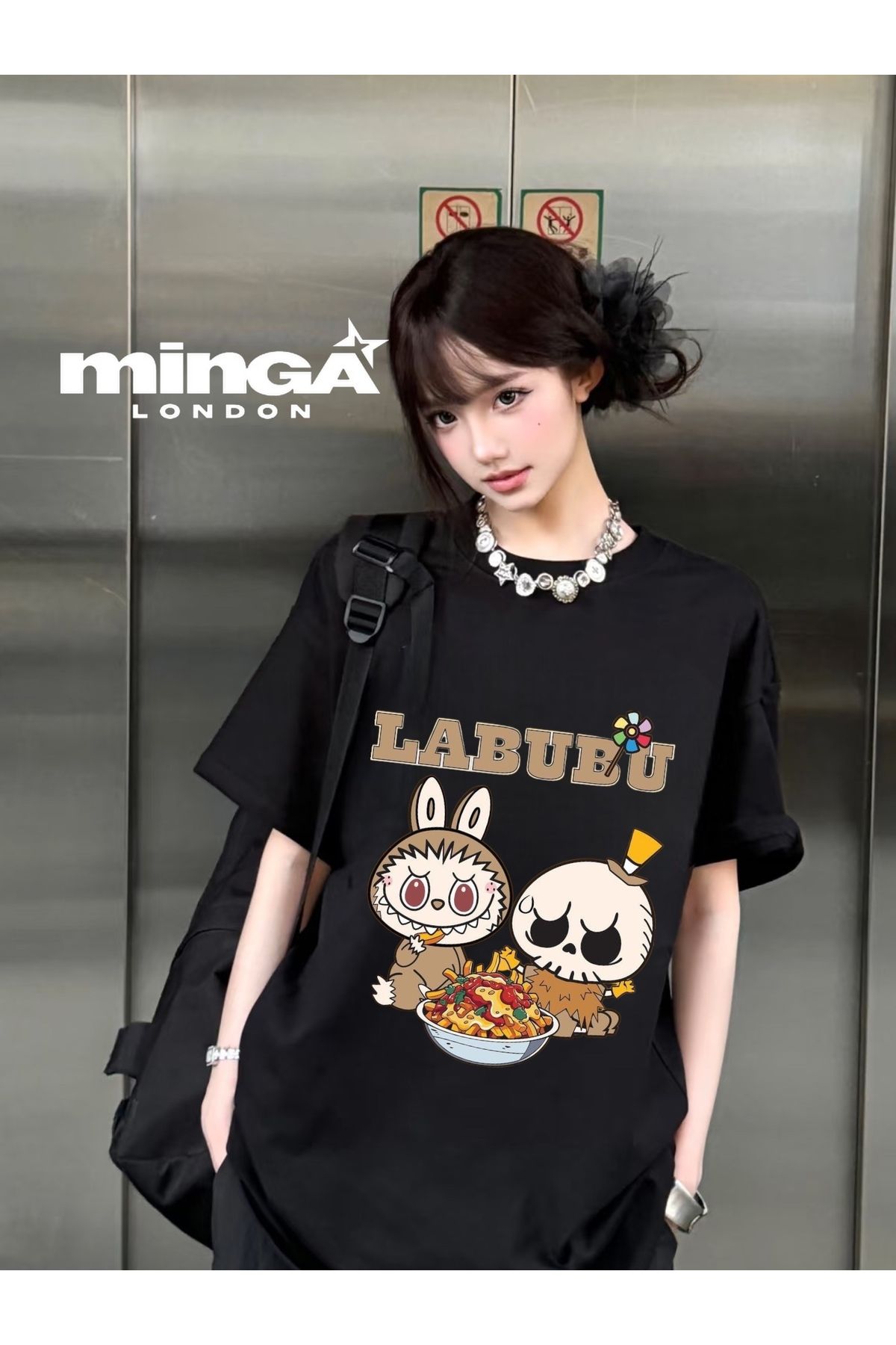 Minga London Labubu Ramen Baskılı Siyah Oversize Tshirt- Minga London