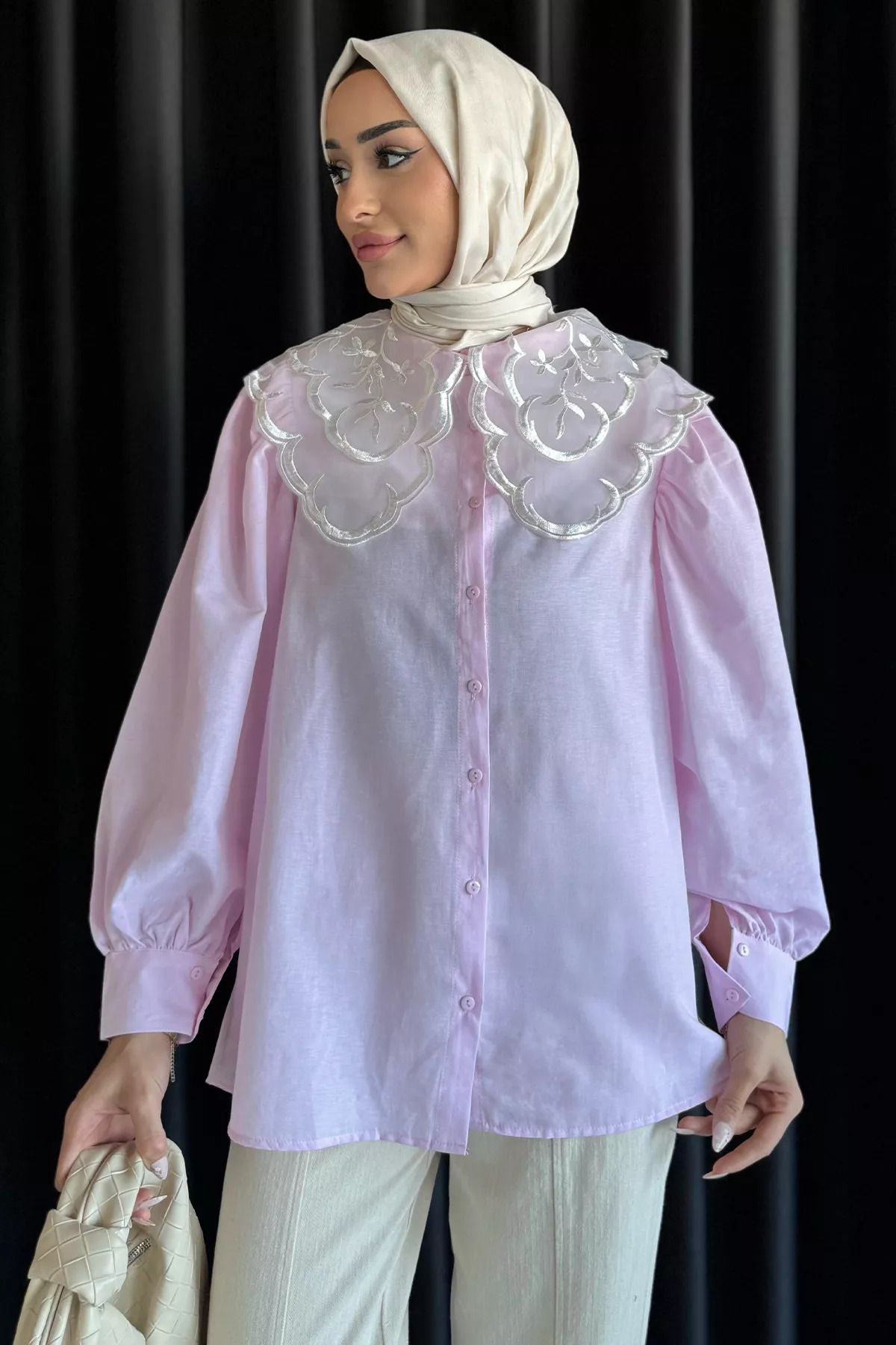julude Pembe Yakası Tül İşlemeli Tesettür Gömlek