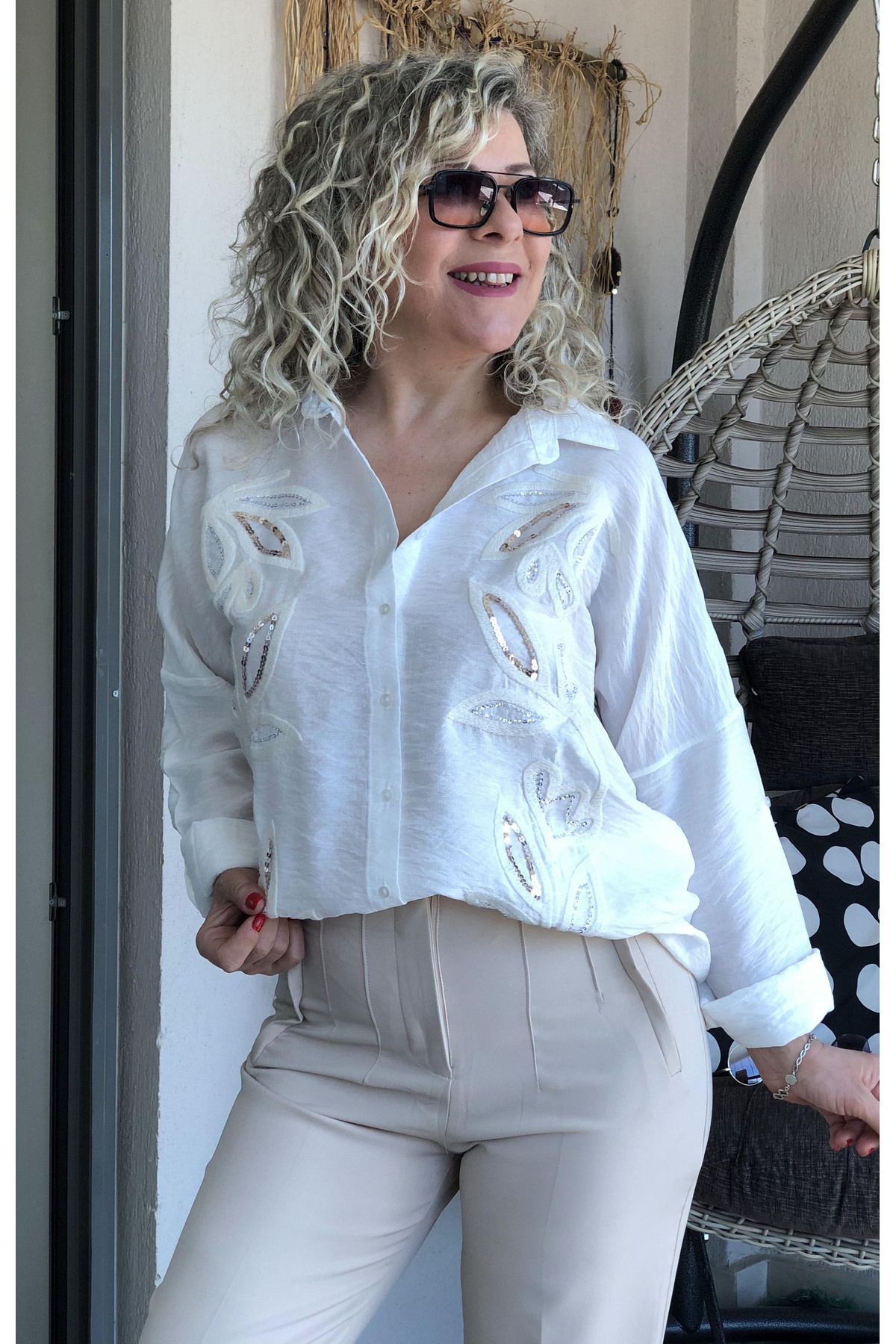 Dila Butik Pul Yapraklı Over Size Gömlek