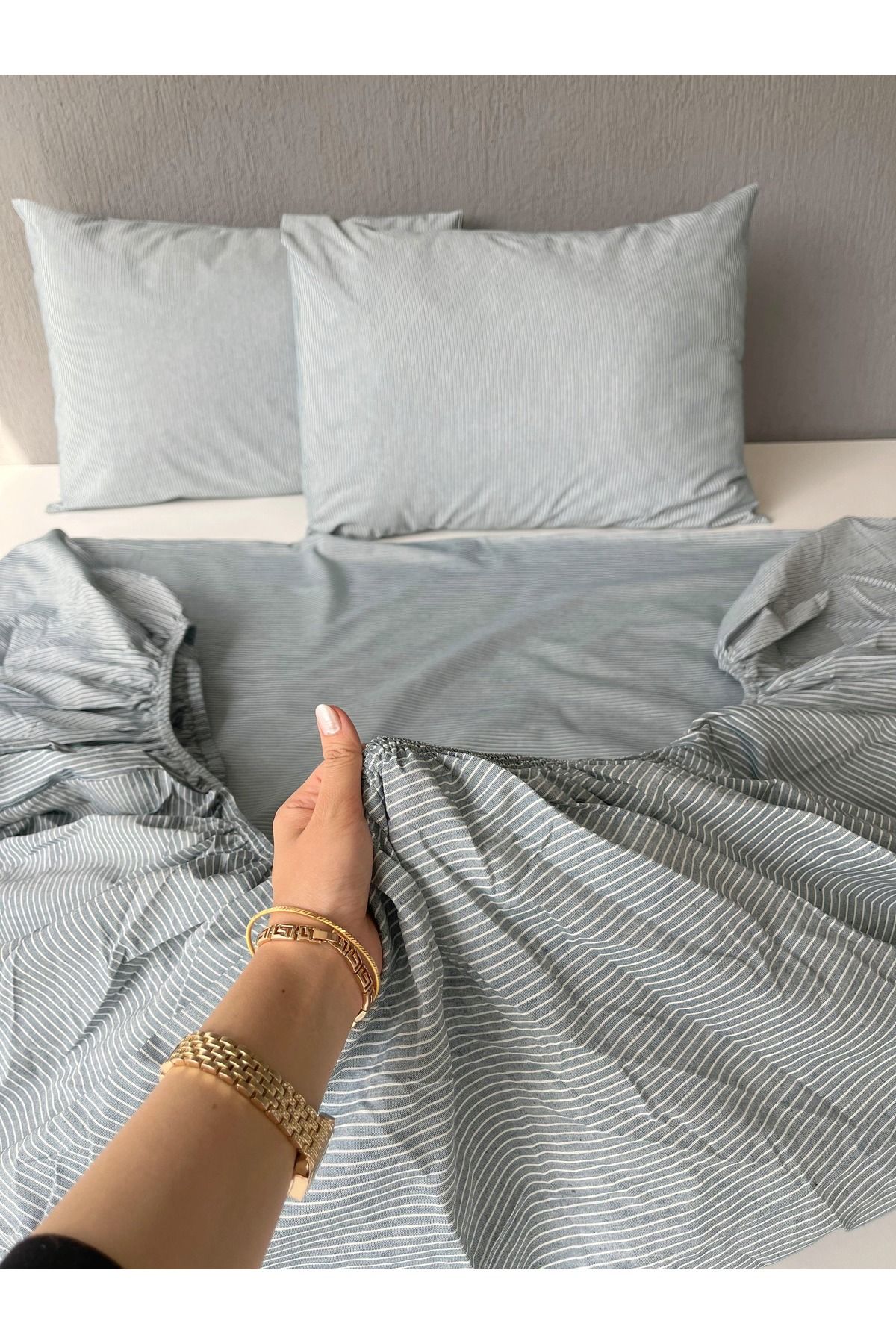 HOME MOD STORE-Fitted Sheet Set with Elastic and Pillow Case 1