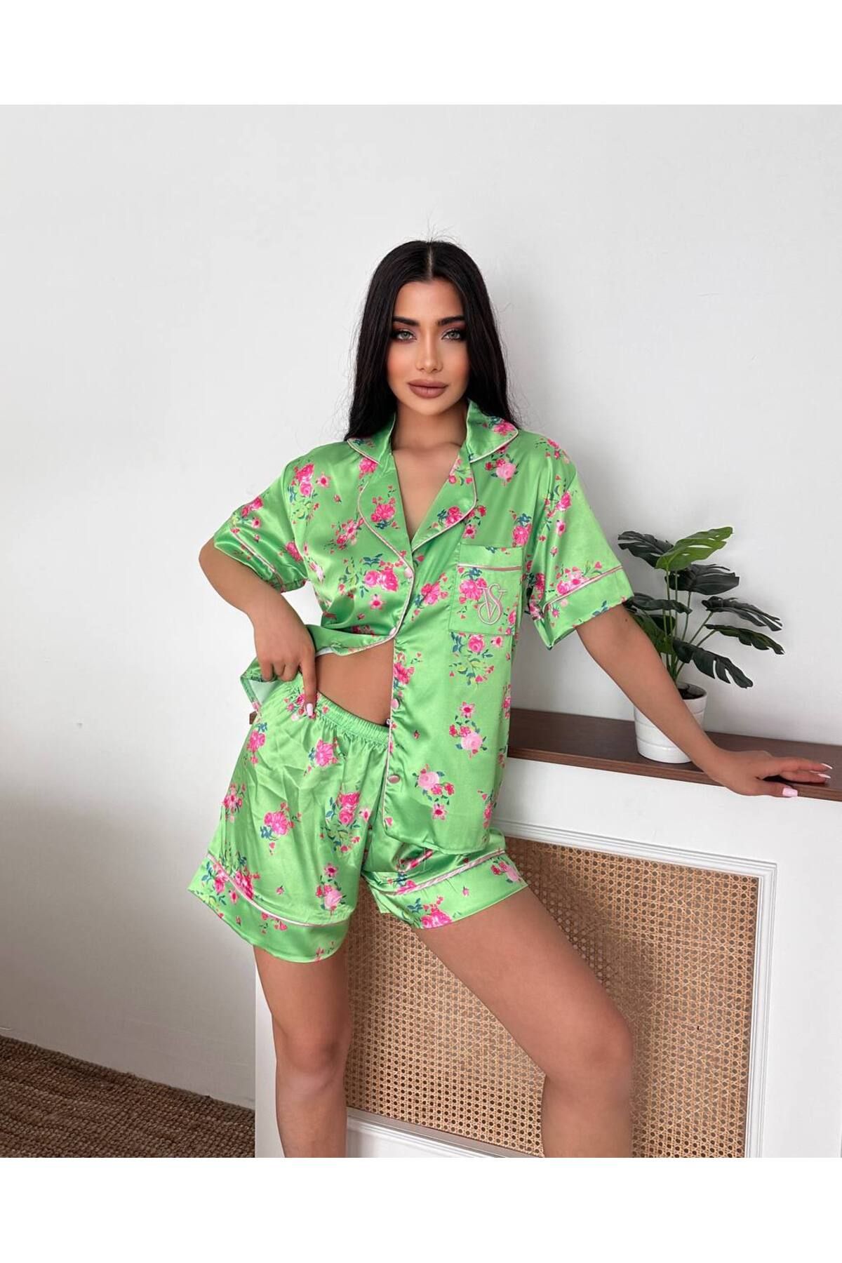 saviniboutique SAVİNİ Victoria Kadın Saten Önden Düğmeli Çiçek Desenli Şortlu Pijama Takımı