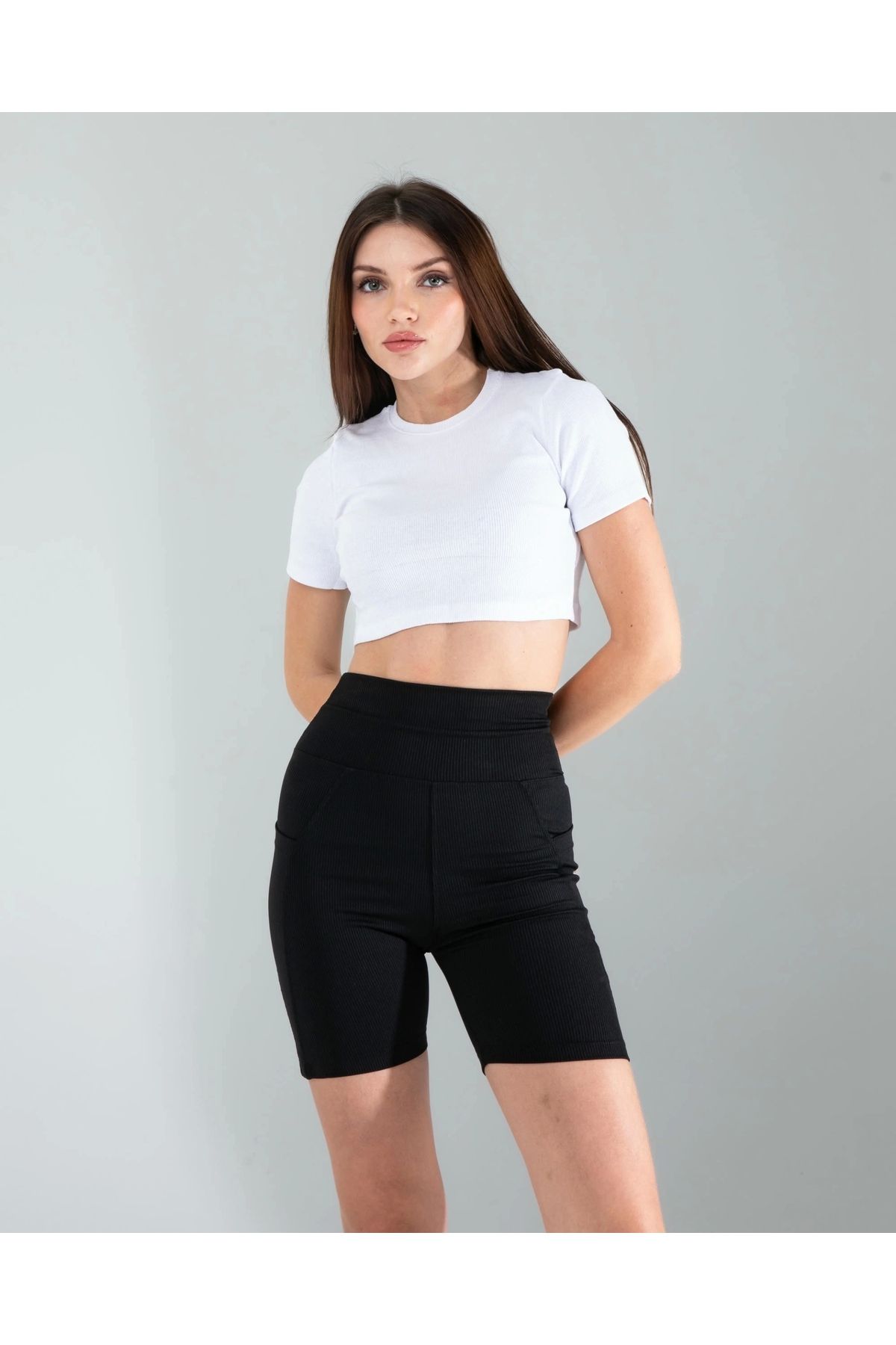 KarşıVitrin Beyaz Fitilli Kaşkorse Mini Bluz