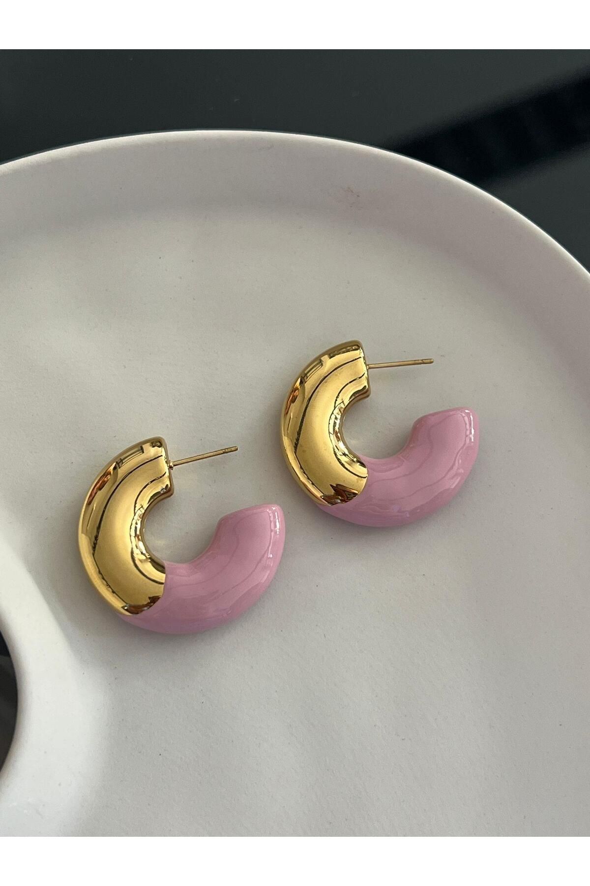 YONGA'S BOUTİQUE Çelik Gold Pembe Mineli Boru Summer Küpe (2.10 Cm)