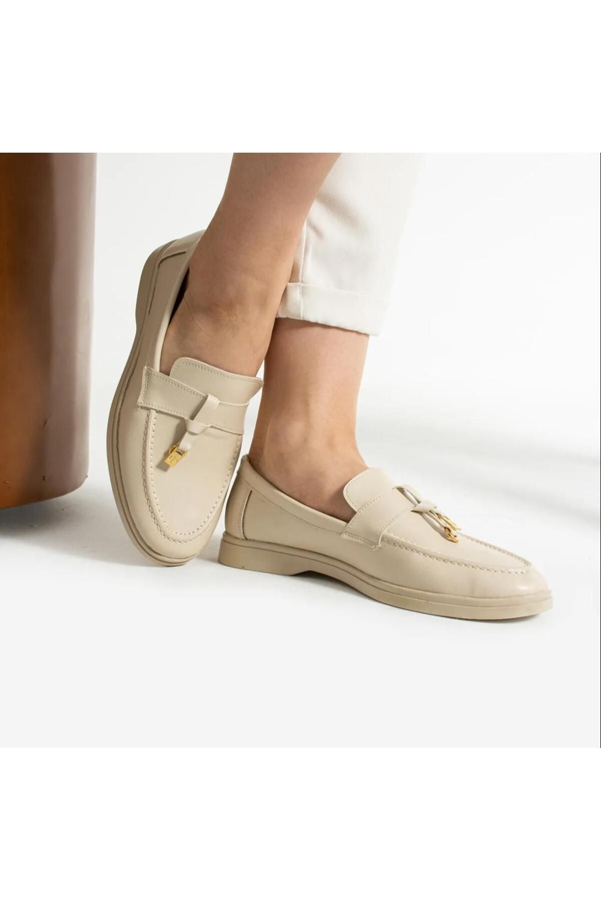 CERCİBAZAAR Renkli Kadın Loafer Ayakkabı – Rahat ve Şık Günlük Stil