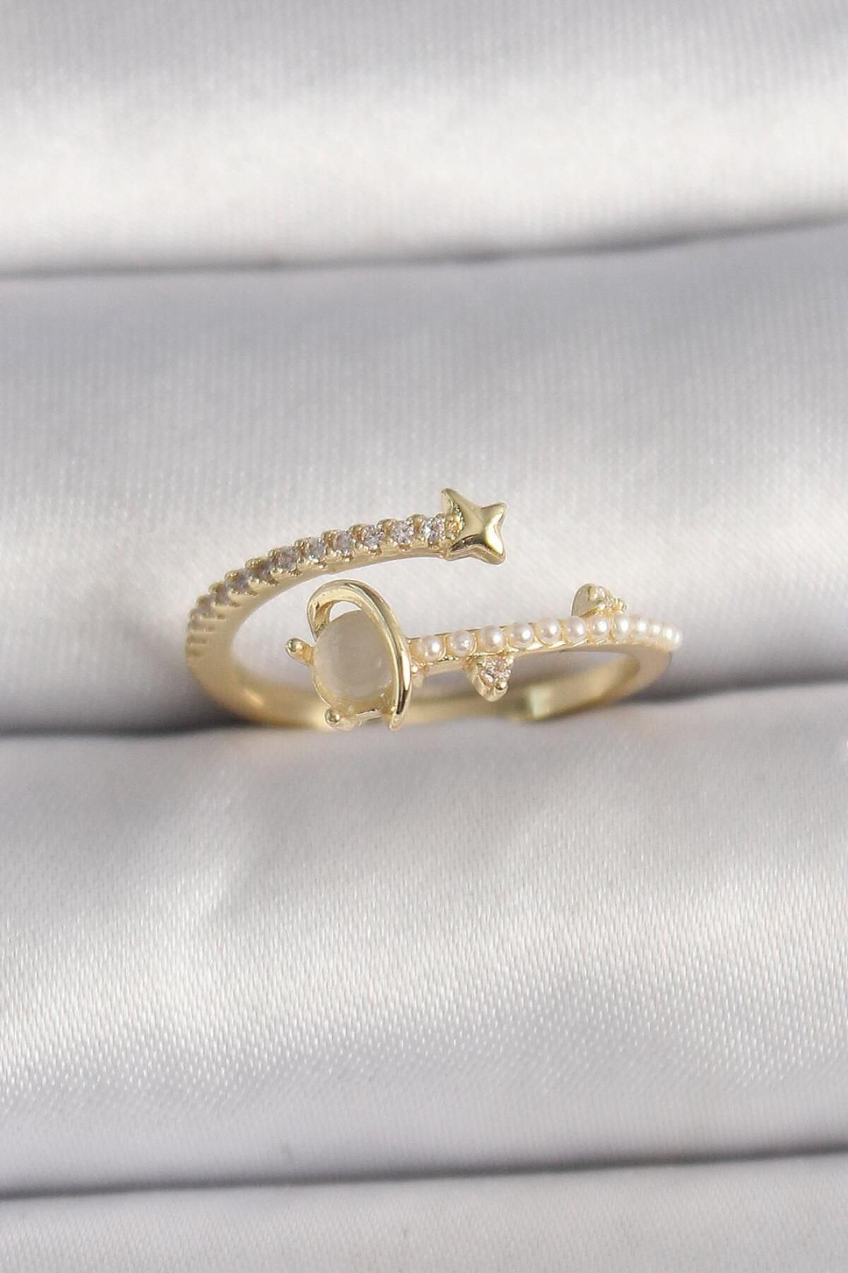 AfraBeauty 925 Ayar Paslanmaz Çelik Gold Zirkon Taşlı Beyaz Mineli Yıldız Ayarlanabilir Kadın Yüzük