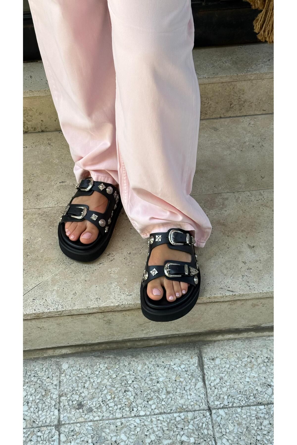 by emine eren emotion shoes Saye Trok Deri Terlik