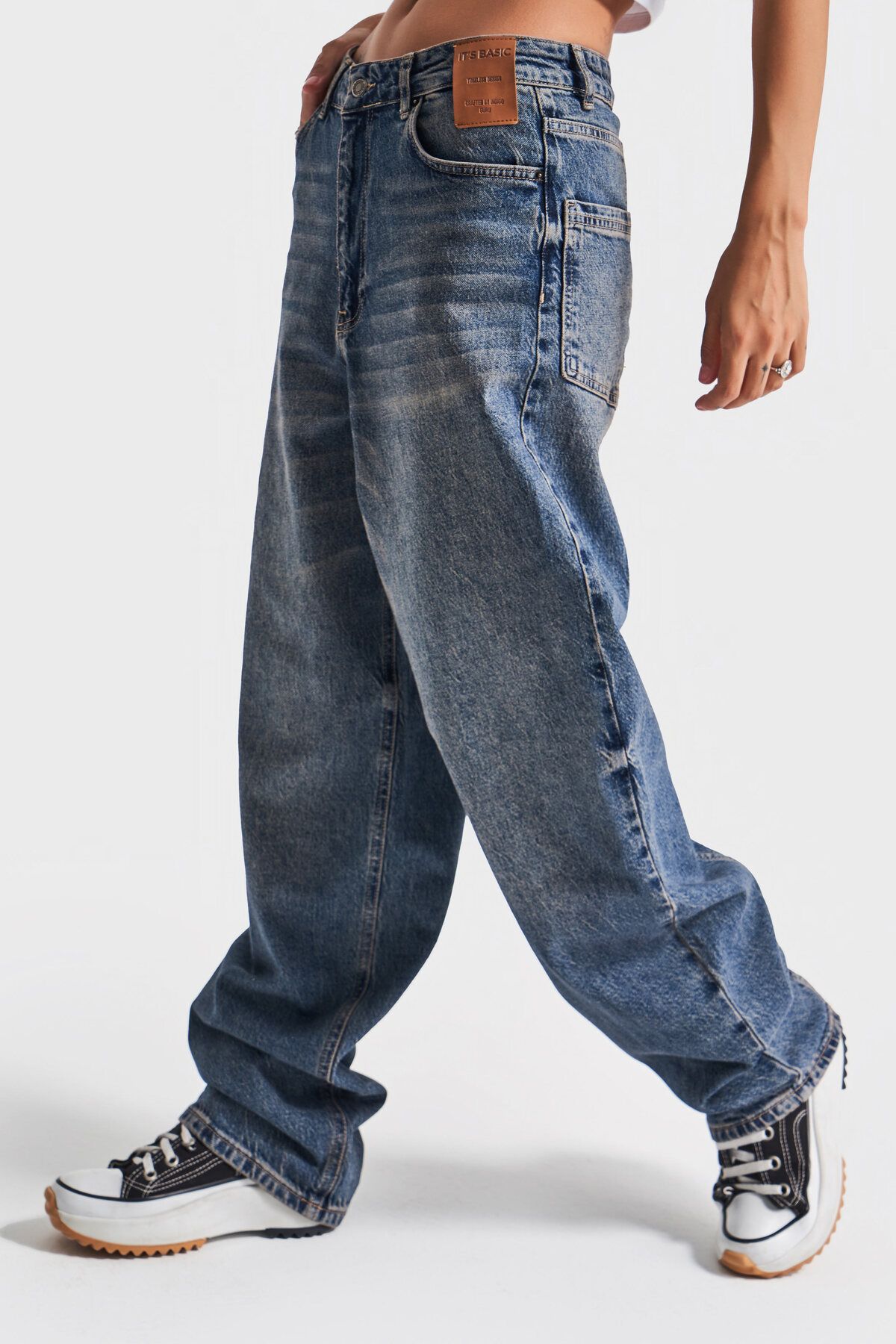 its basic Kadın T.Kot Rengi 2w5-8 Skater Fit İç Boy 83cm Bol Kesim %100 Koton Denim Jean