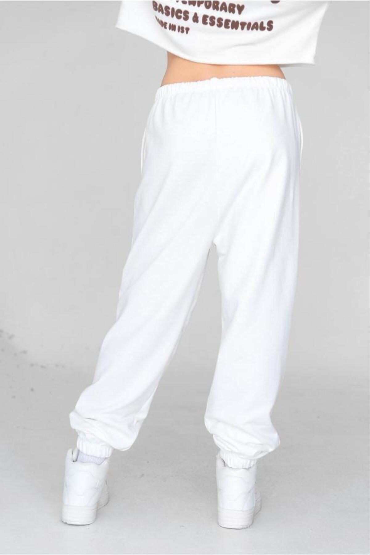bases.-Jogger de damă cu talie ecru imprimat elastic 4