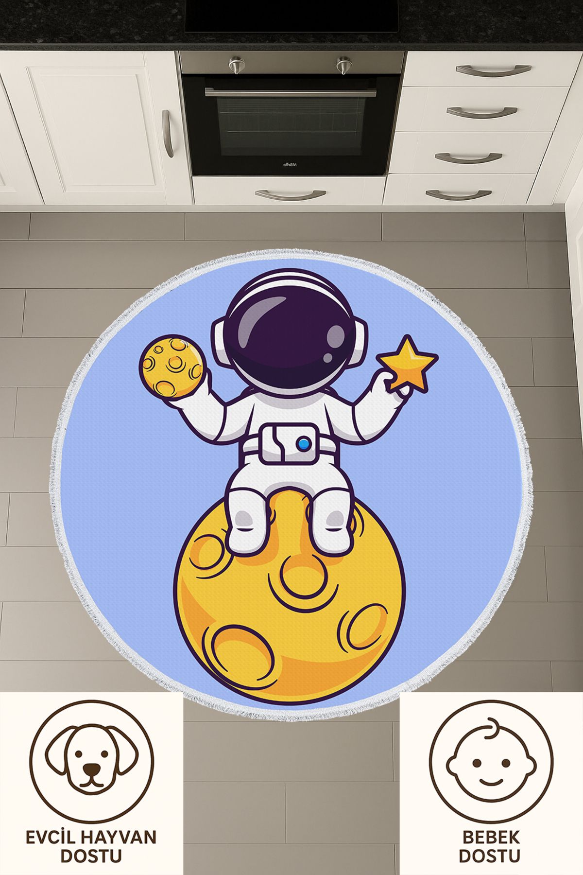 TNYLOF Çocuk Halısı – Ay Üzerinde Yıldız Tutan Astronot Deseni | Yuvarlak | Kaymaz Taban | Mavi Zemin