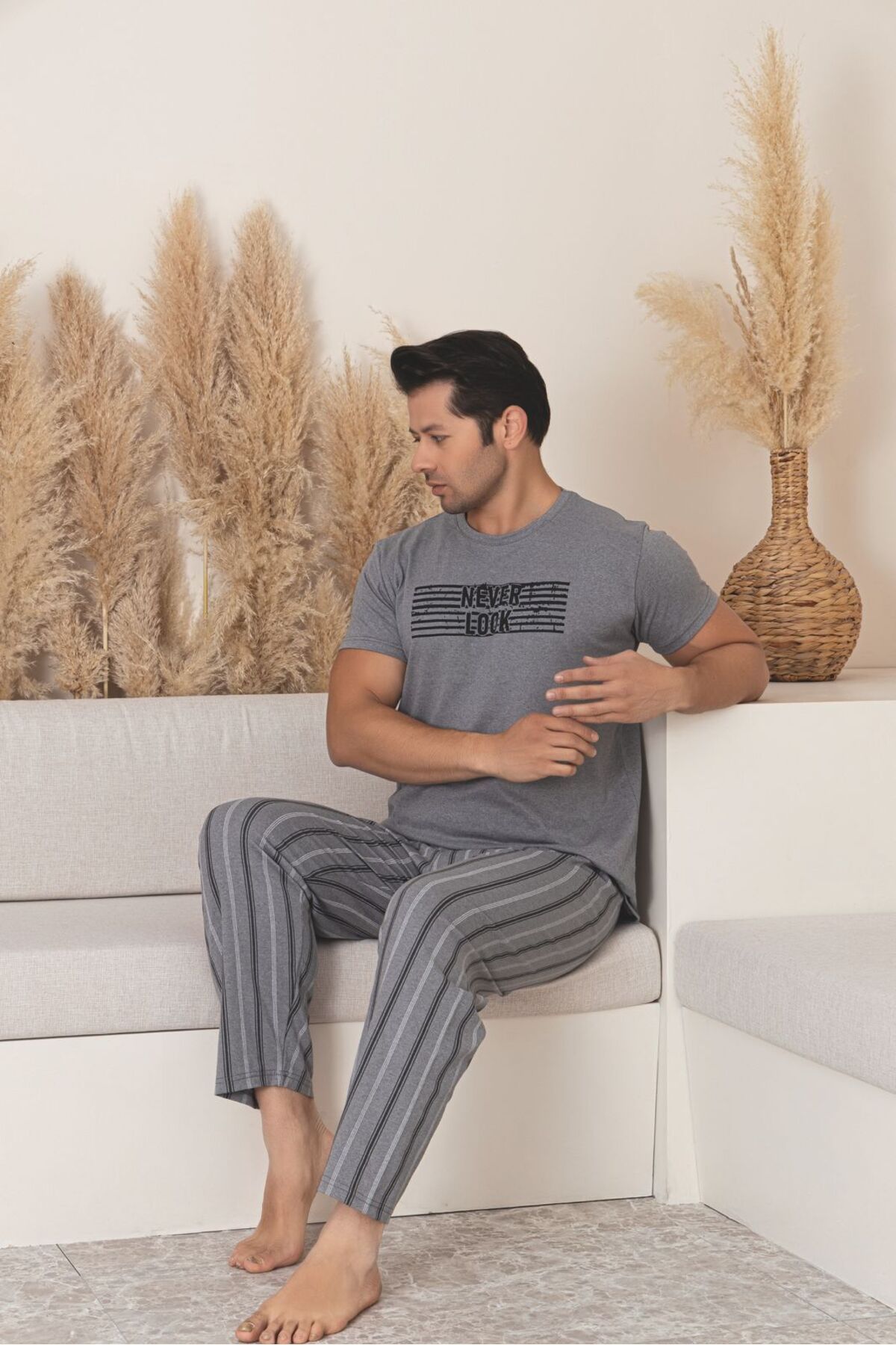 Sude HOMEWEAR ERKEK ÇİZGİ DESENLİ KISA KOL PİJAMA TAKIMI