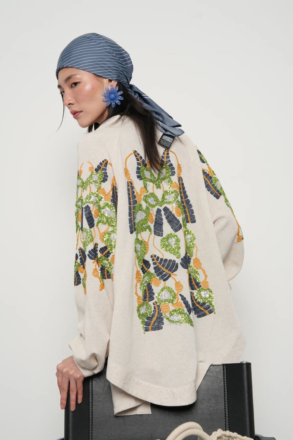 Venoura Keten Nakış İşlemeli Kimono