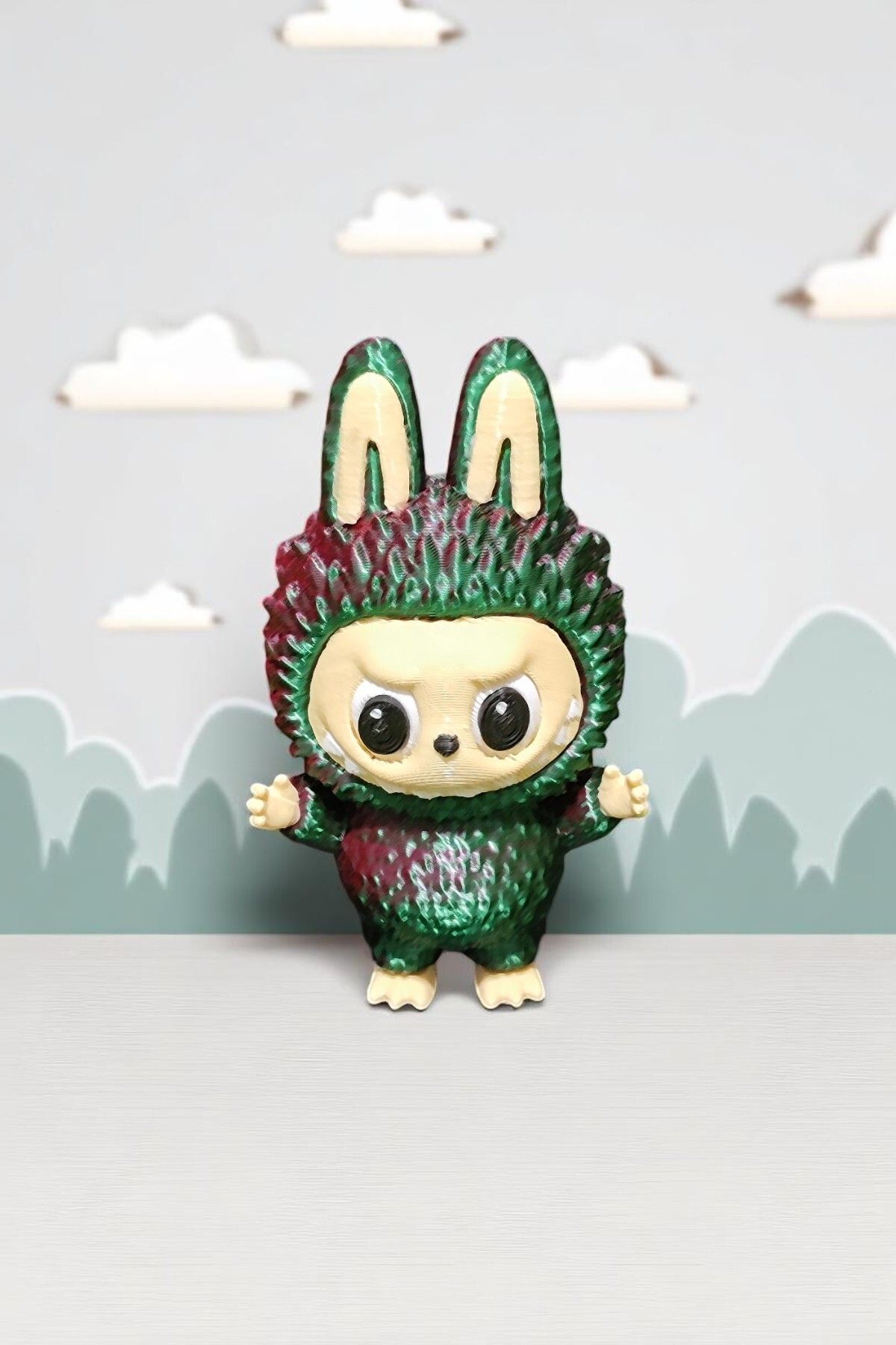 Vaiflagy Store Labubu Renk Geçişli (Yeşil ve Kırmızı) Figür 10 cm Plastik - Hediyelik Dekorasyon