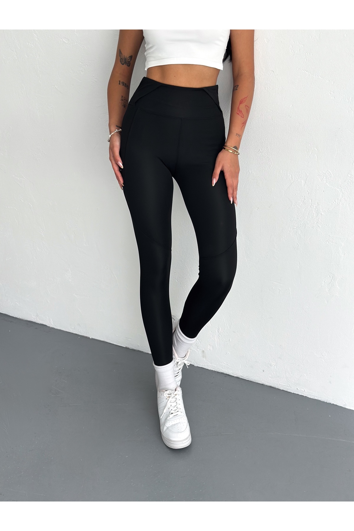 جوراب شلواری ورزشی انعطاف پذیر LYCRA با جزییات کمربند 7