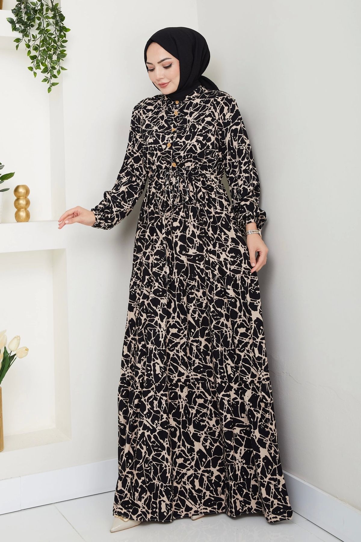 Moda MSK Fırça Desen Yarım Düğmeli Elbise siyah