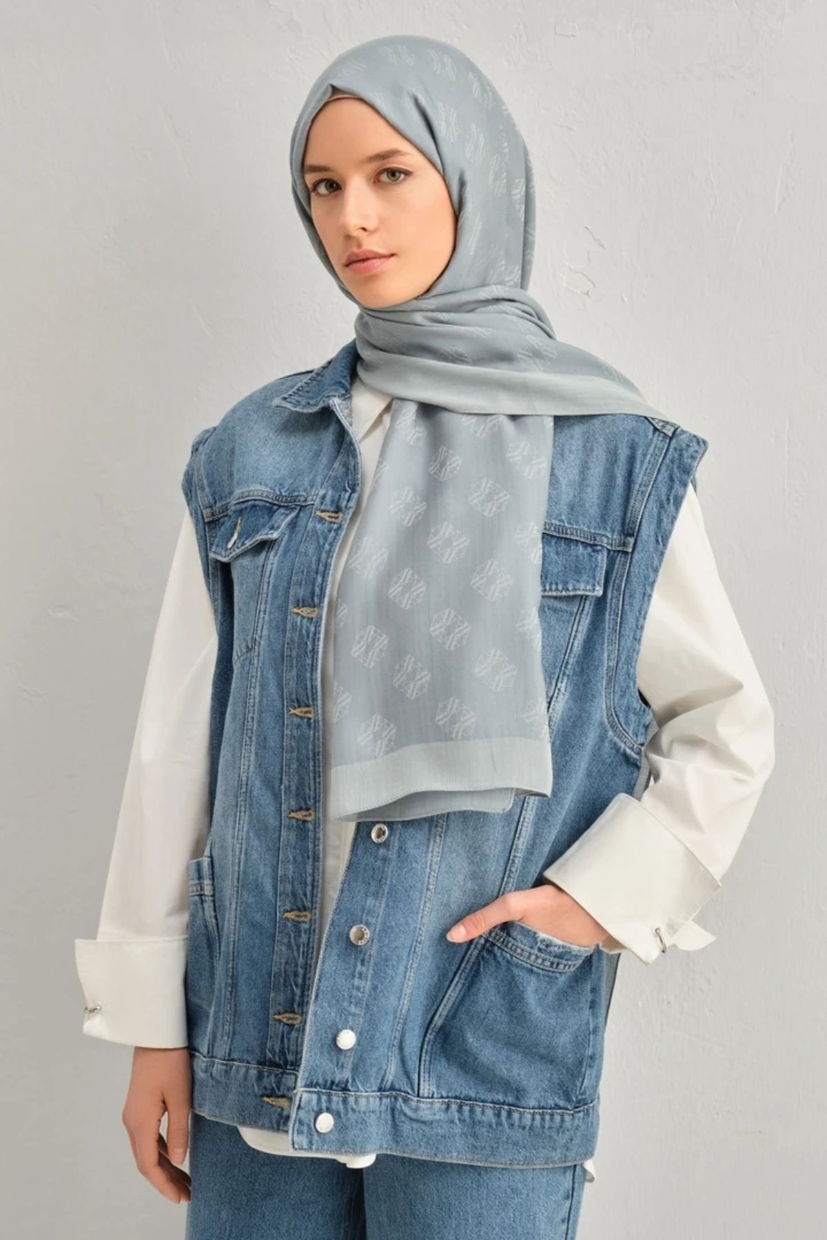 Armine Lyocell İpek Şal 1 Monogram Mint-3291