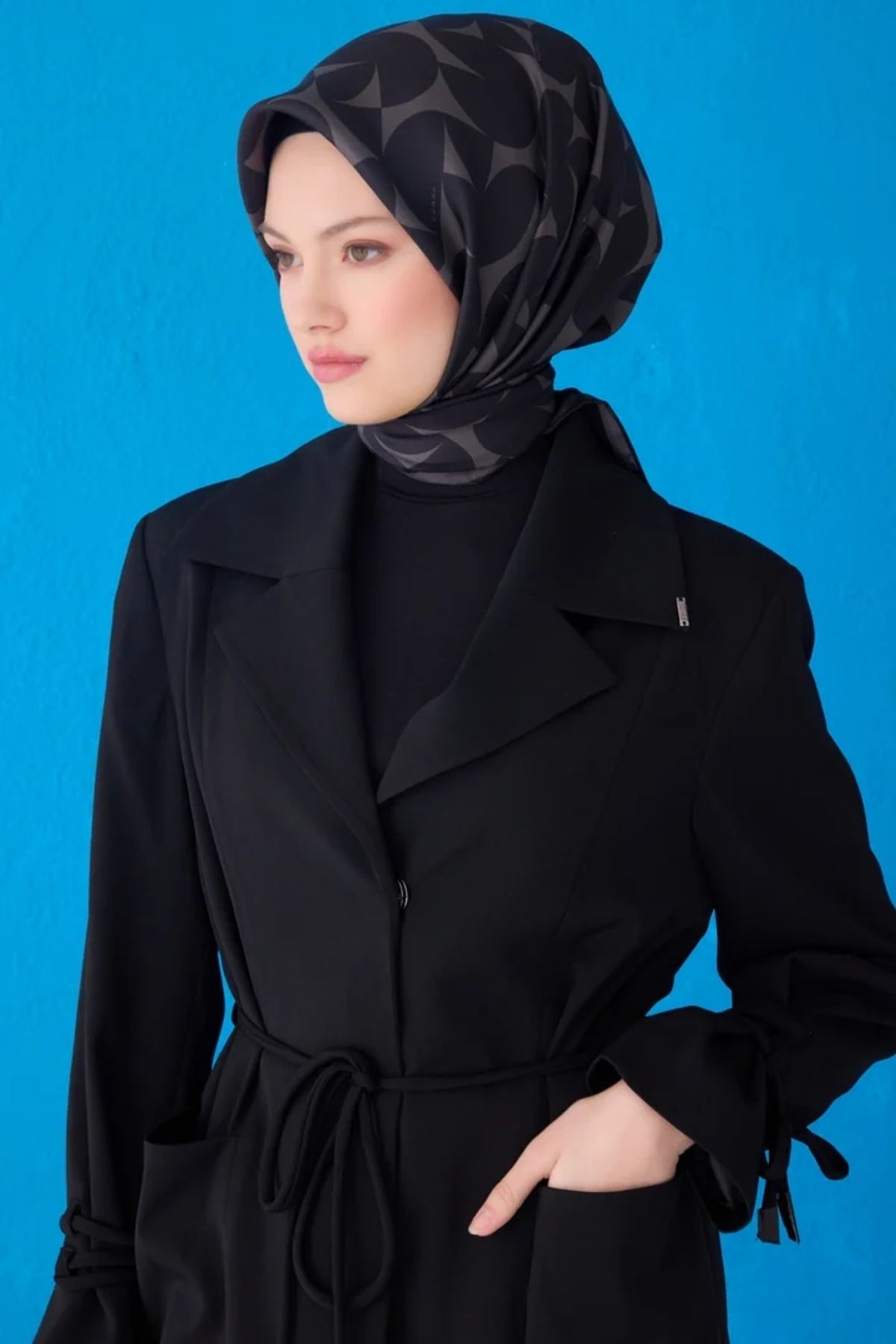 Belli Twill İpek Eşarp 4117D Geometrik Desen Siyah-Antrasit-04