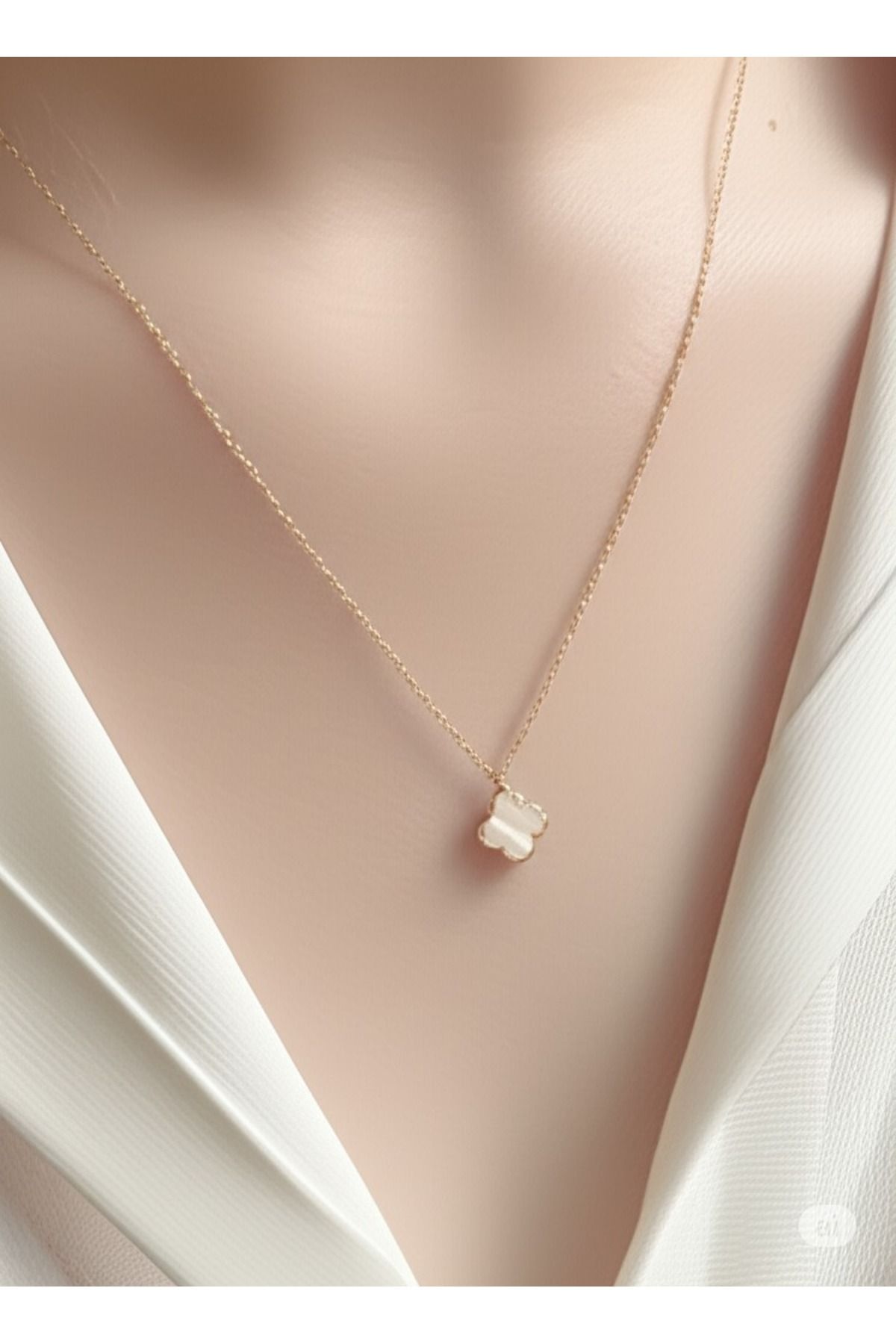 BLİSTAV Yonca model çelik paslanmaz kararmaz kolye ve bileklik set