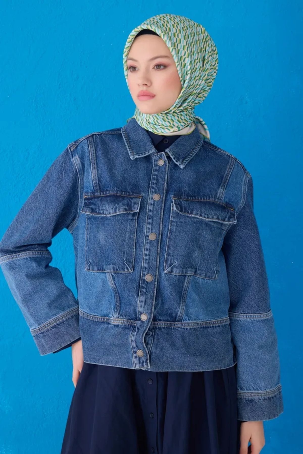 Belli Twill İpek Eşarp 4124D Zincir Desen BEBE MAVİSİ-YAĞ YEŞİLİ