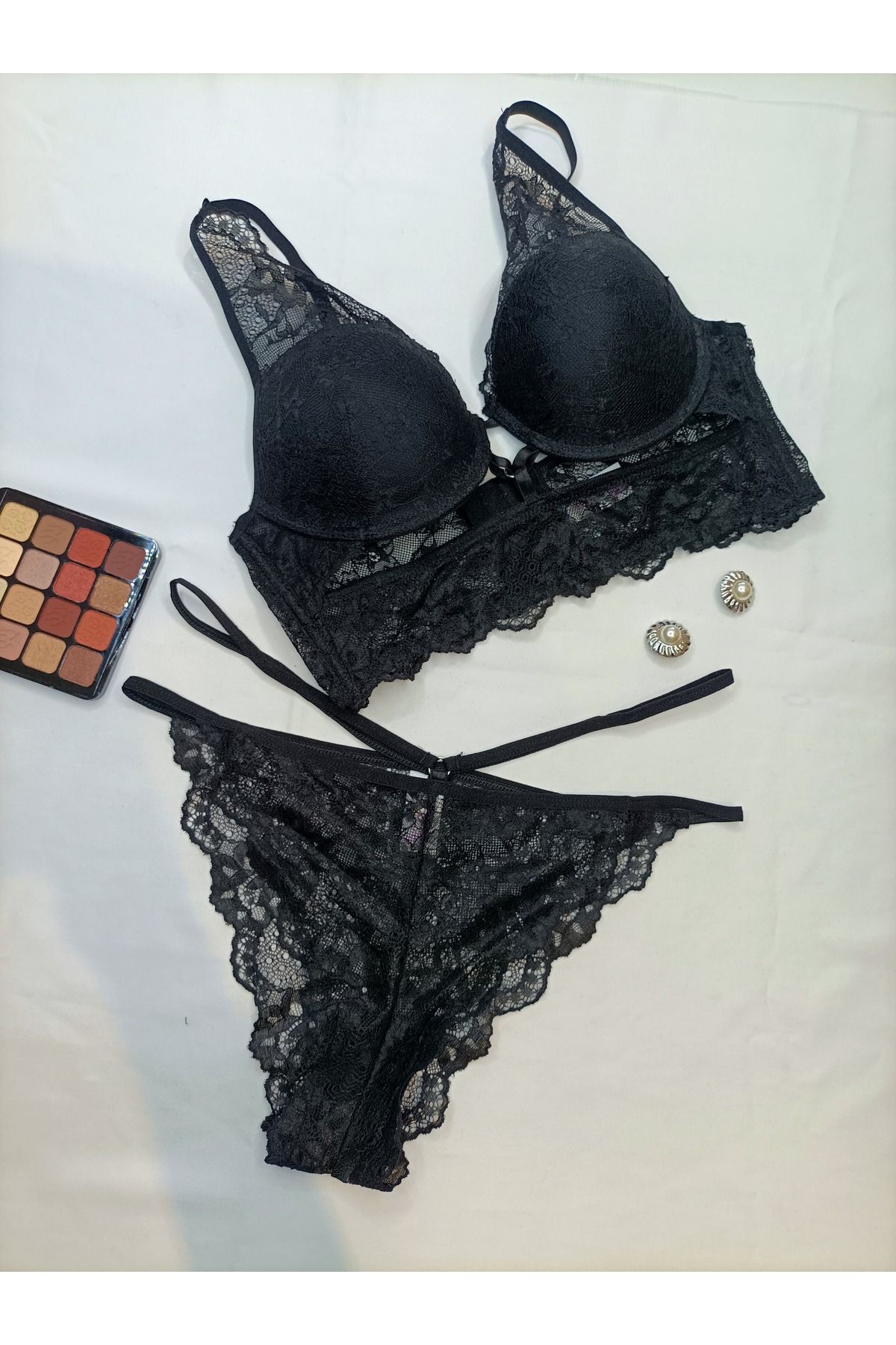 ŞIK VE MUTLU Dantelli Sütyen Takım Bralet Push Up