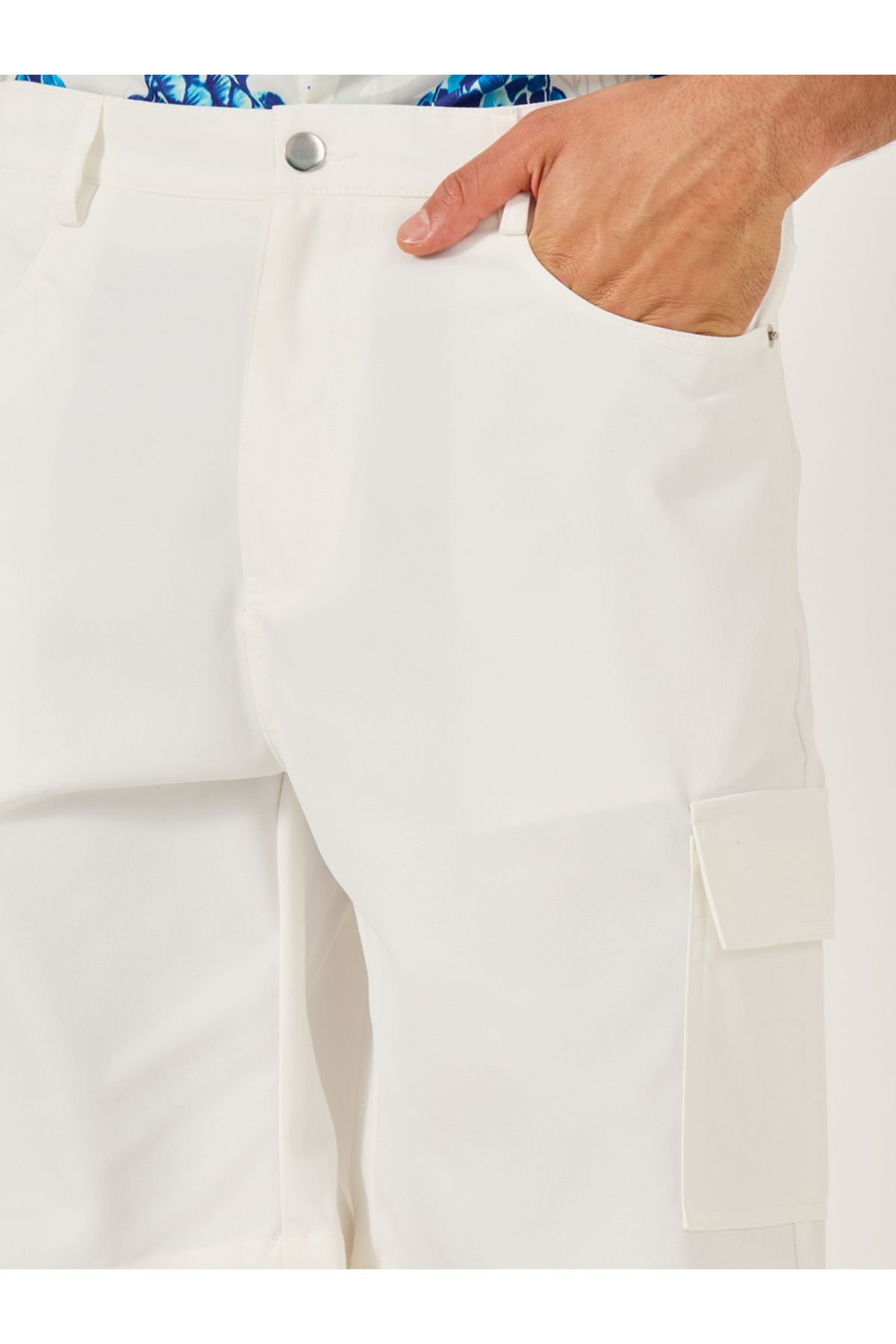 Take Two By Styli-Plain Flap Pocket Shorts with Belt Loops 3