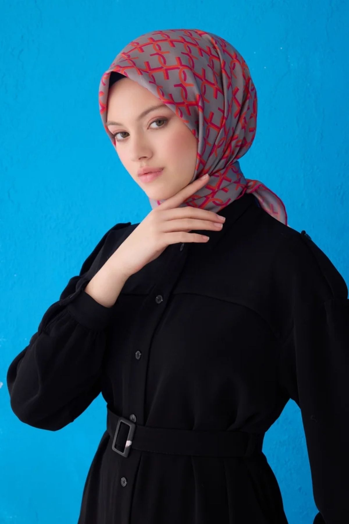 Belli Twill İpek Eşarp 4102D Geometrik Desen Füme-Turuncu-37