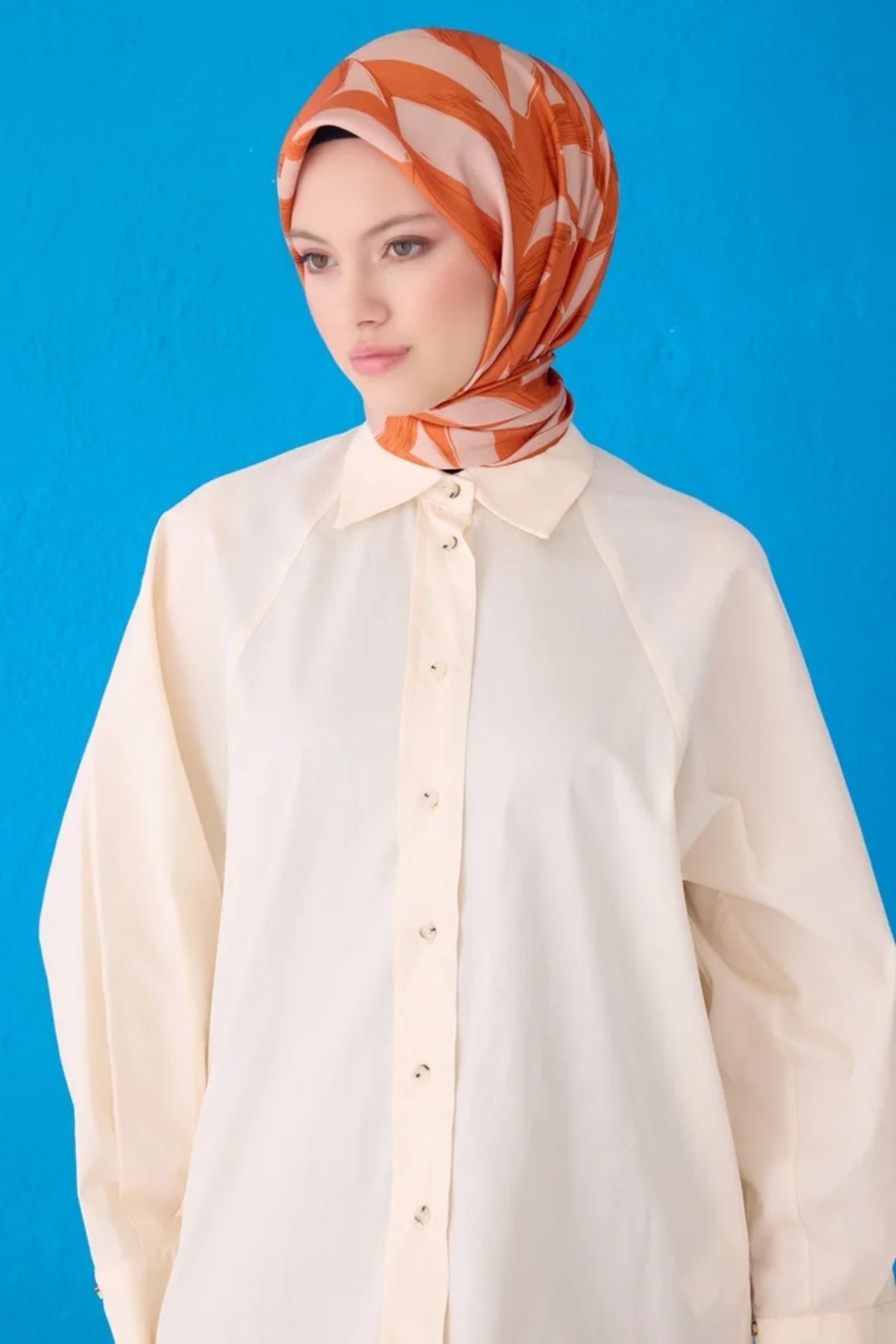Belli Twill İpek Eşarp 4123D Yaprak Desen Turuncu-Bej-59