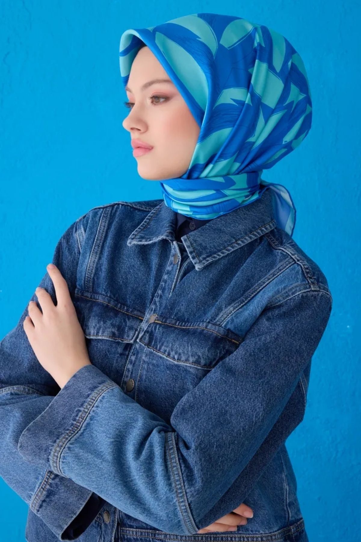 Belli Twill İpek Eşarp 4123D Yaprak Desen Mavi-Turkuaz-54