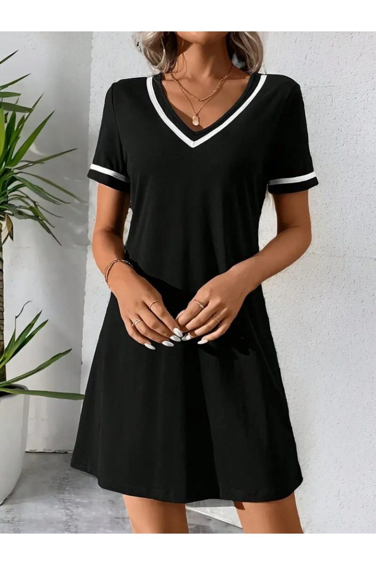 D&M Life Collection Kadın Kısa Kollu V çizgili Yakalı Kısa Viskon Elbise