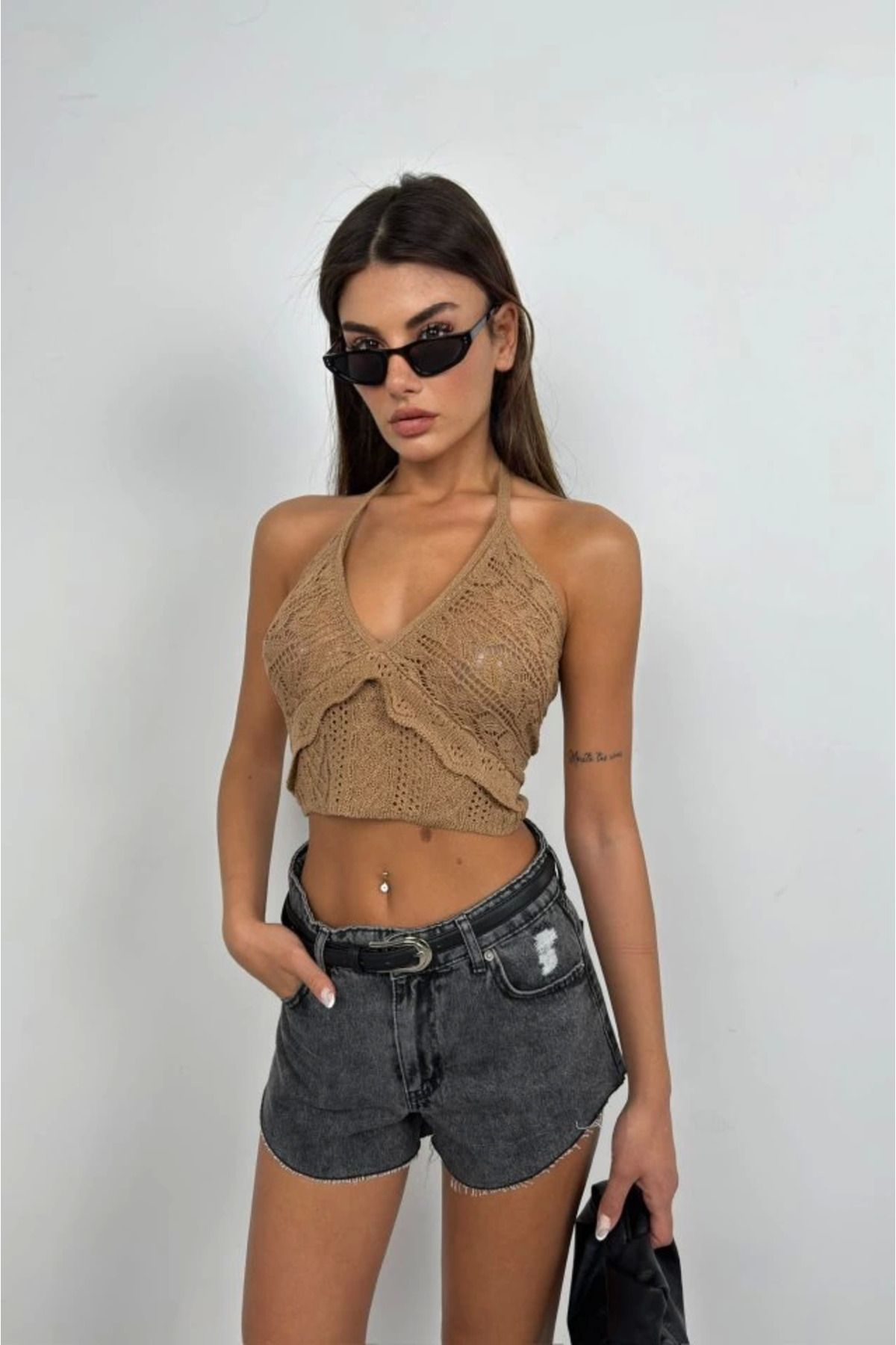ZORM Şık Kısa Kesim Ajurlu Crop Top