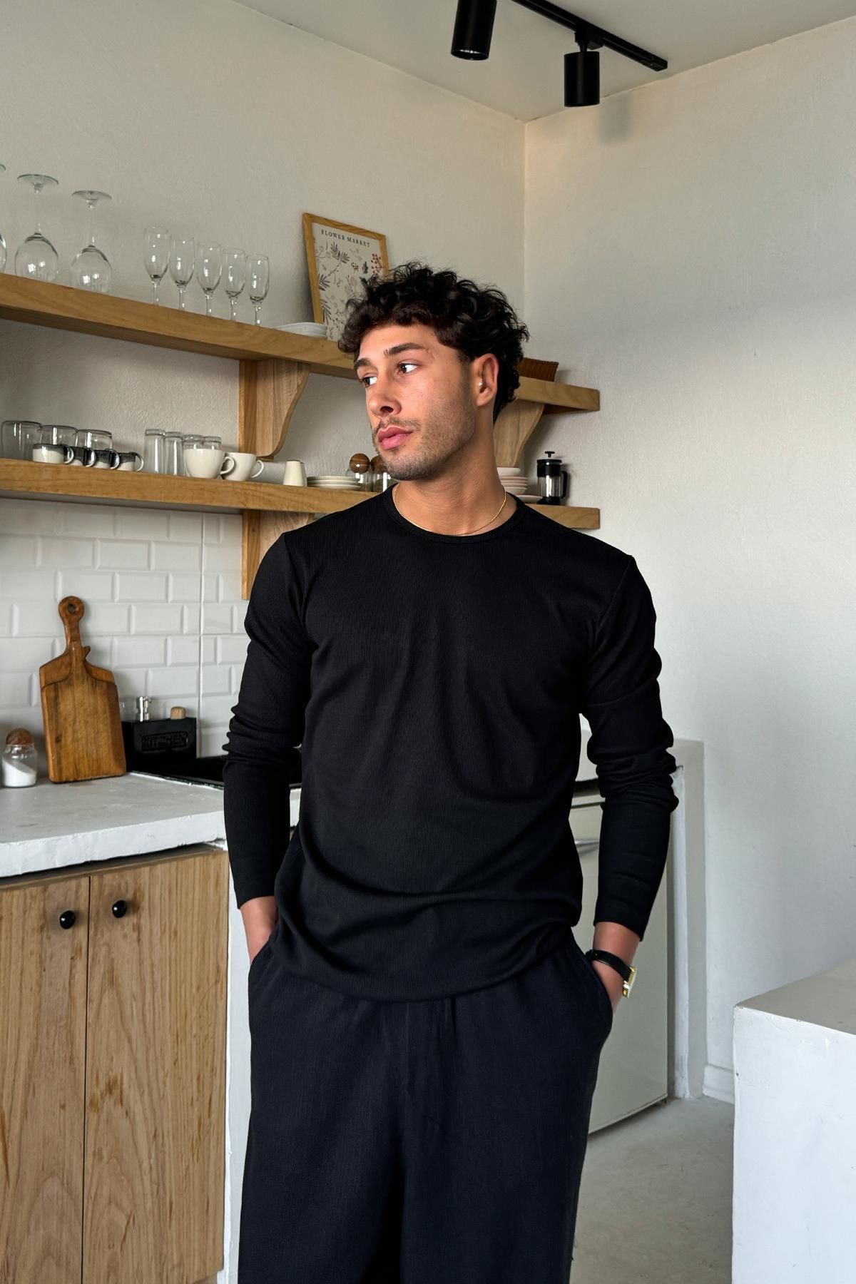 Flaw Wear Siyah Basic Bisiklet Yaka Tişört