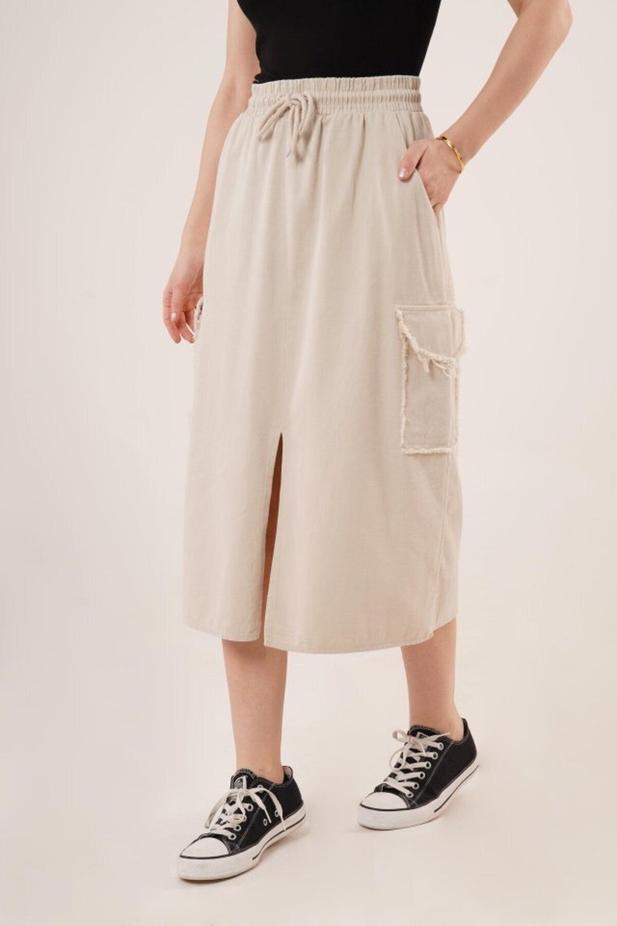 D&M Life Collection Ön Yırtmaçlı Cep Detaylı Krem Etek - M - Krem
