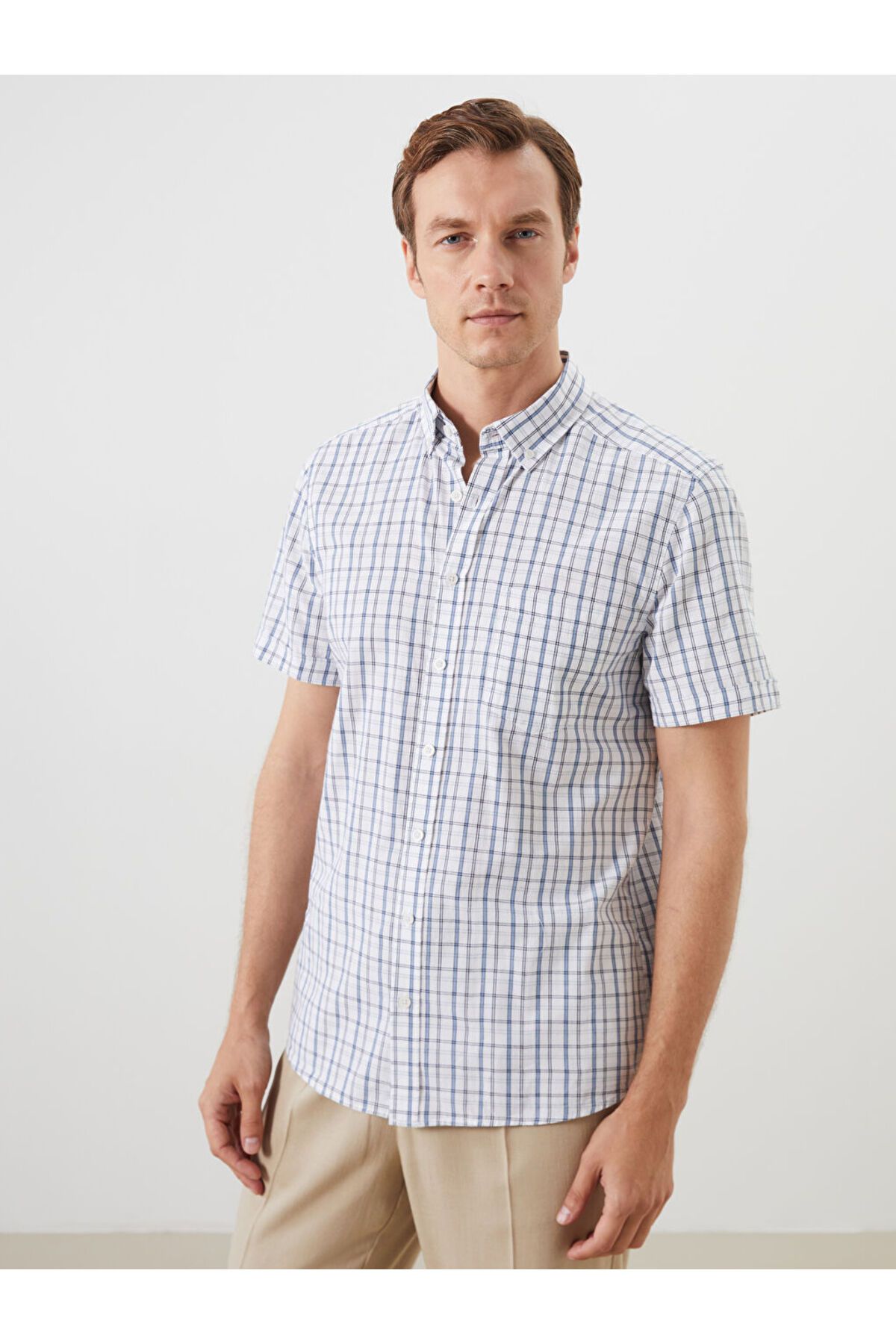 LC Waikiki Regular Fit Kısa Kollu Ekose Poplin Erkek Gömlek