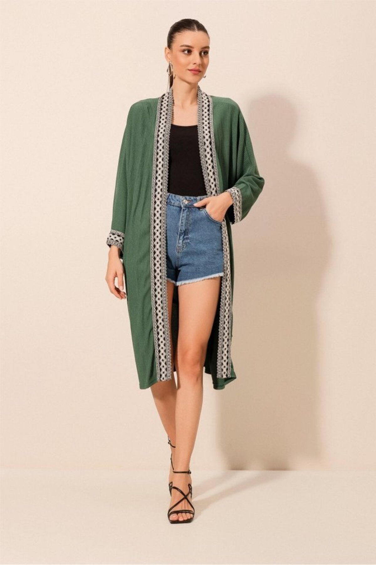 D&M Life Collection 5865 Nakışlı Örme Uzun Kimono - Zümrüt Yeşili