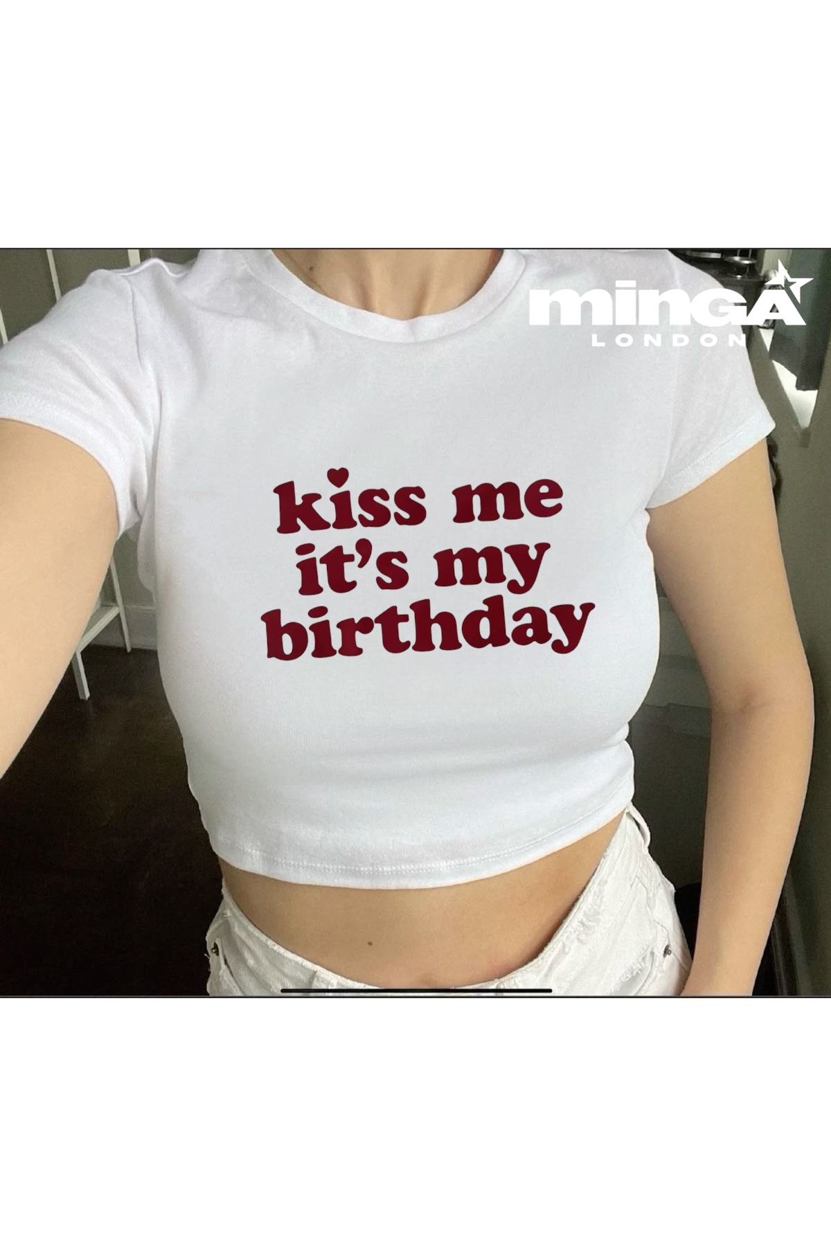 Minga London Birthday Text Beyaz Crop Bluz -Minga London