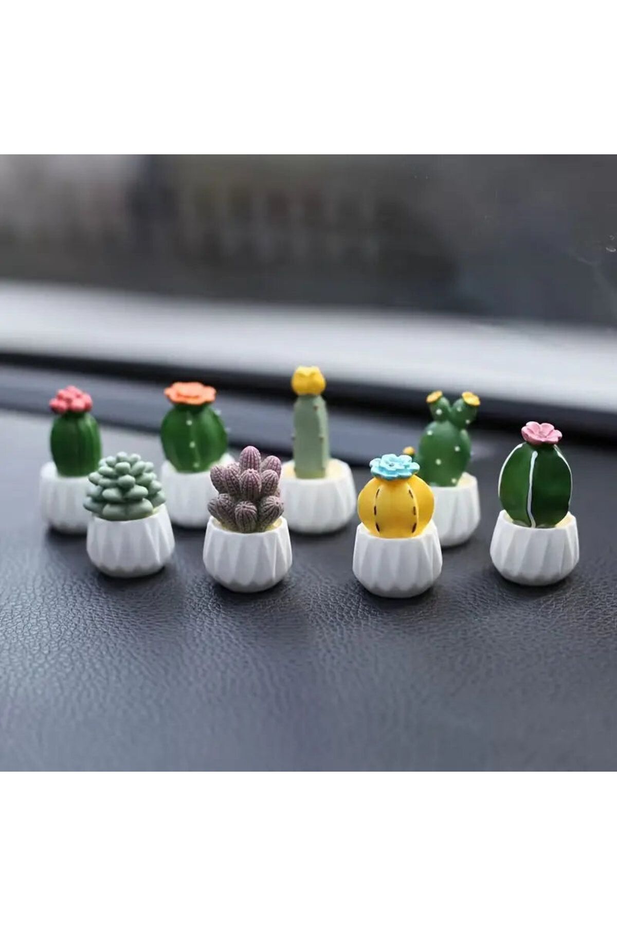 CharmFancy 5'li Mini Kaktüs Biblo Seti – Masa Üstü Dekoratif Obje 🌵 Sevimli Çiçekli Kaktüs Süsler